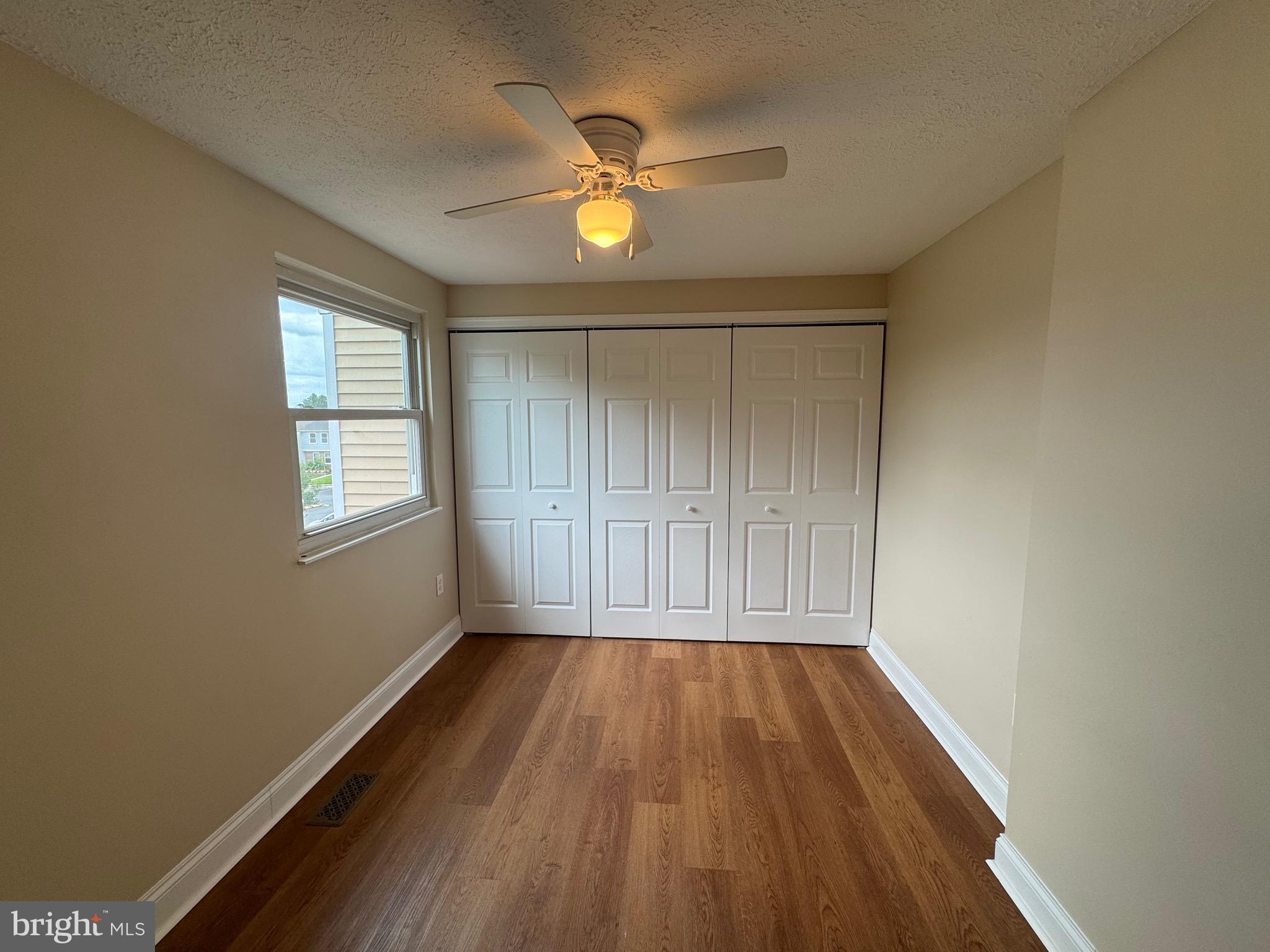 MIDDLEBROOK COMMONS - Residential