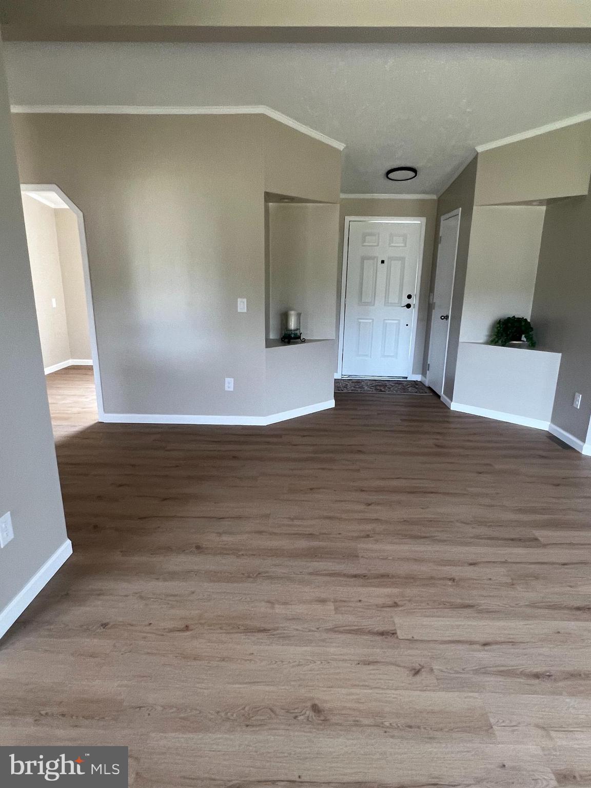 HEBRON WOODS - Residential