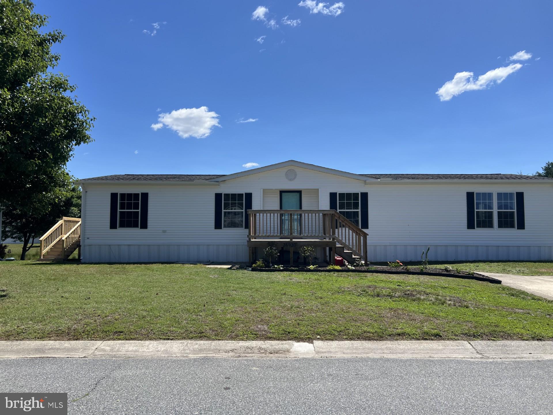 HEBRON WOODS - Residential