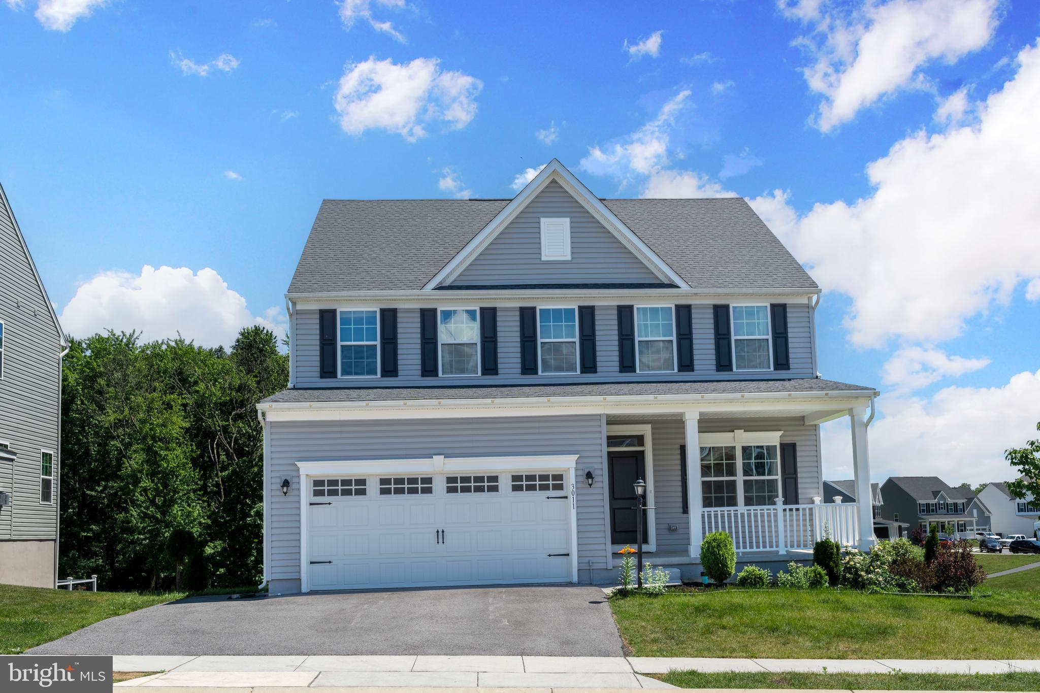 STRAY WINDS FARM - Residential