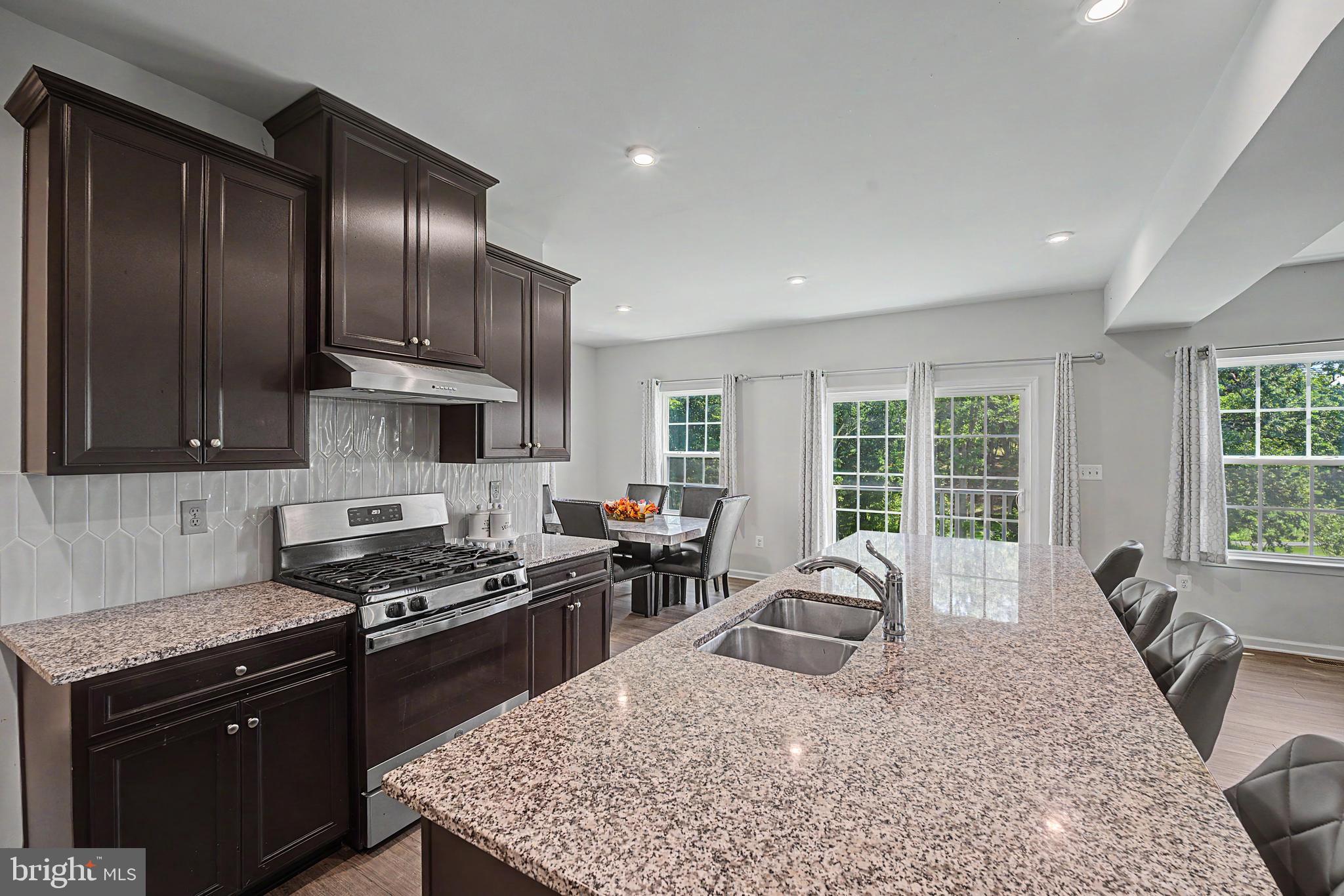 STRAY WINDS FARM - Residential