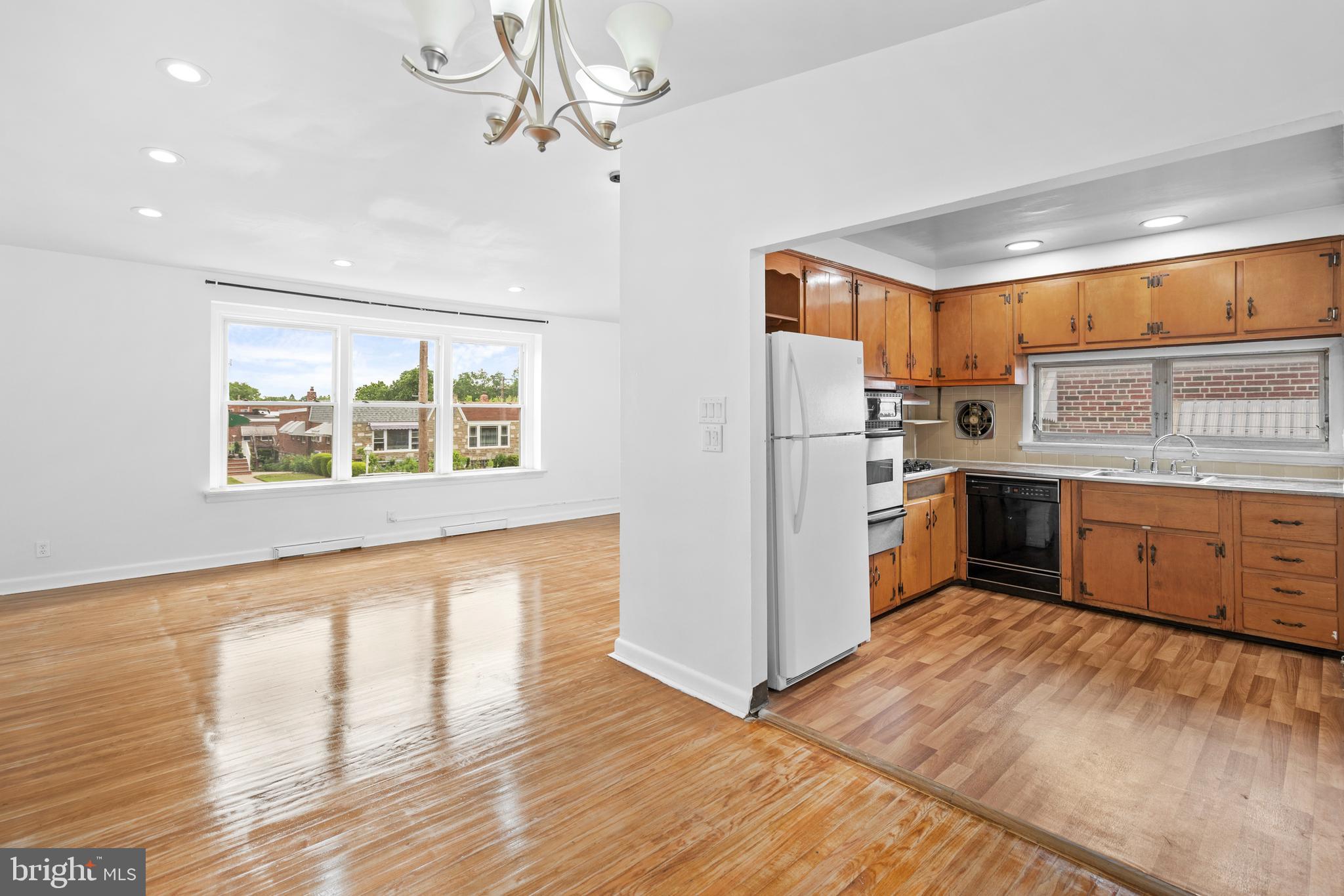 BELLS CORNER - Residential