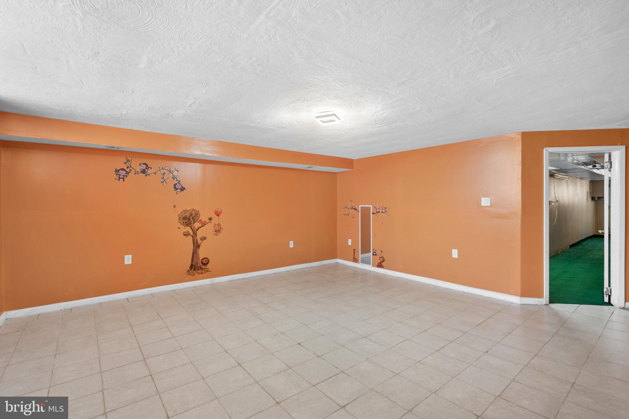BELLS CORNER - Residential