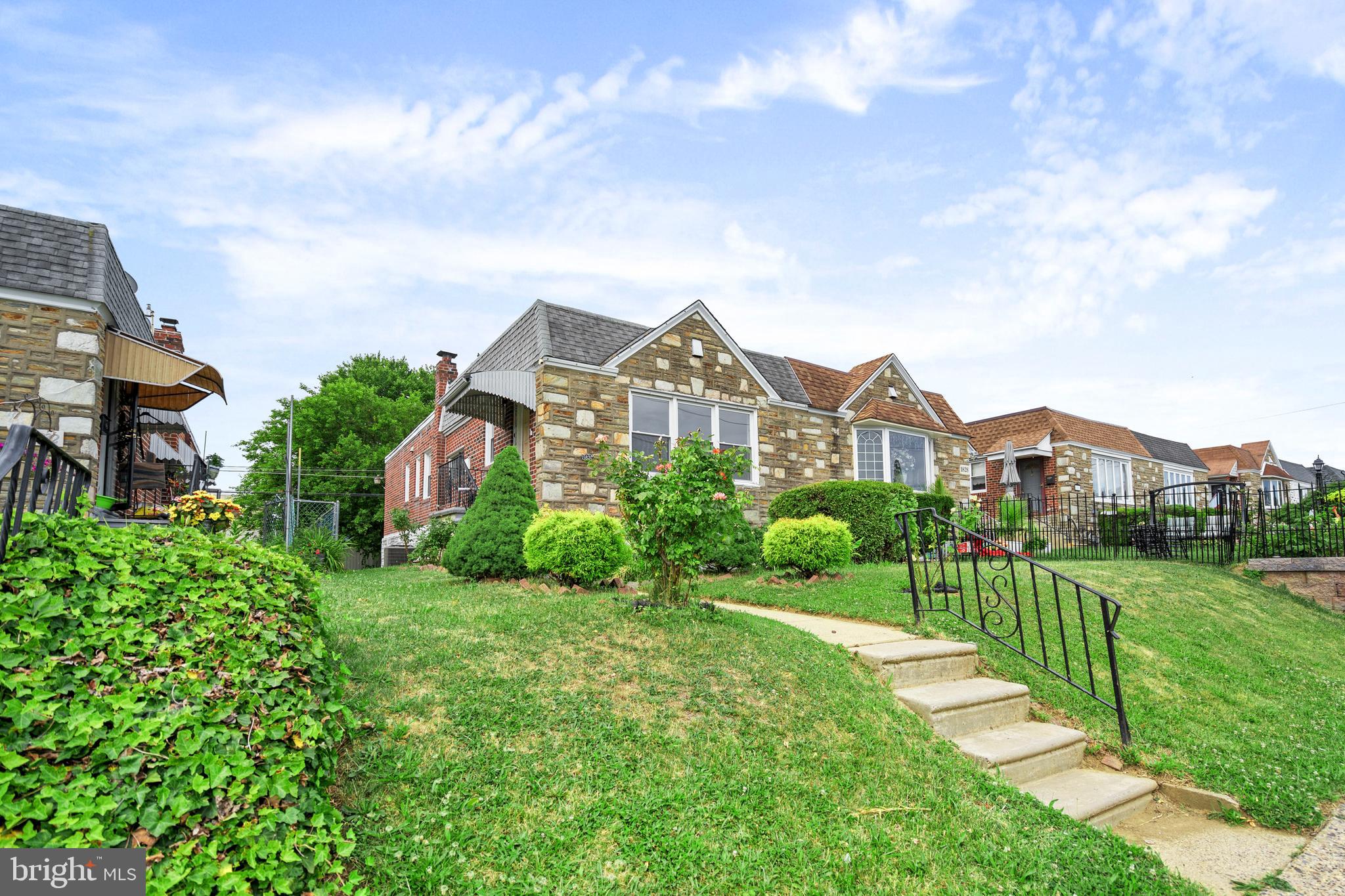 BELLS CORNER - Residential