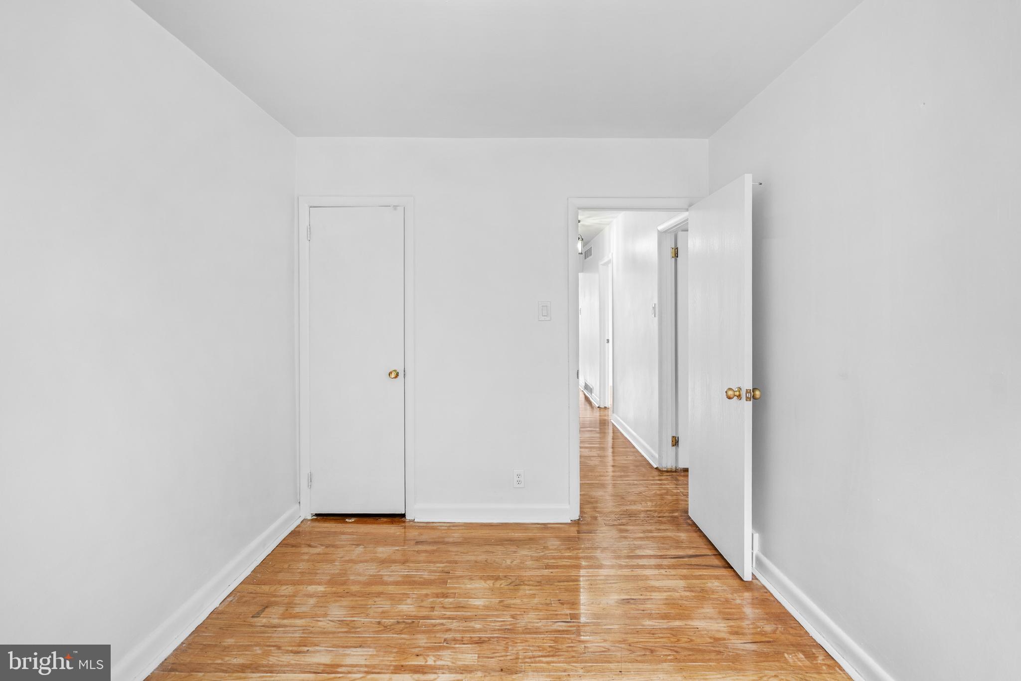 BELLS CORNER - Residential