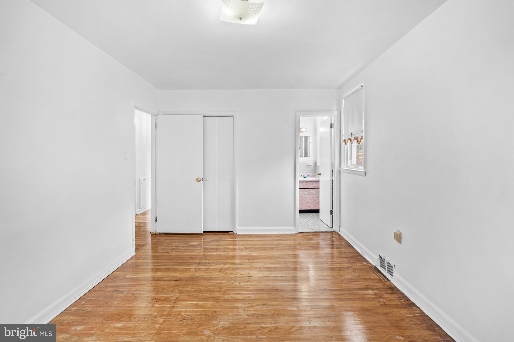 BELLS CORNER - Residential