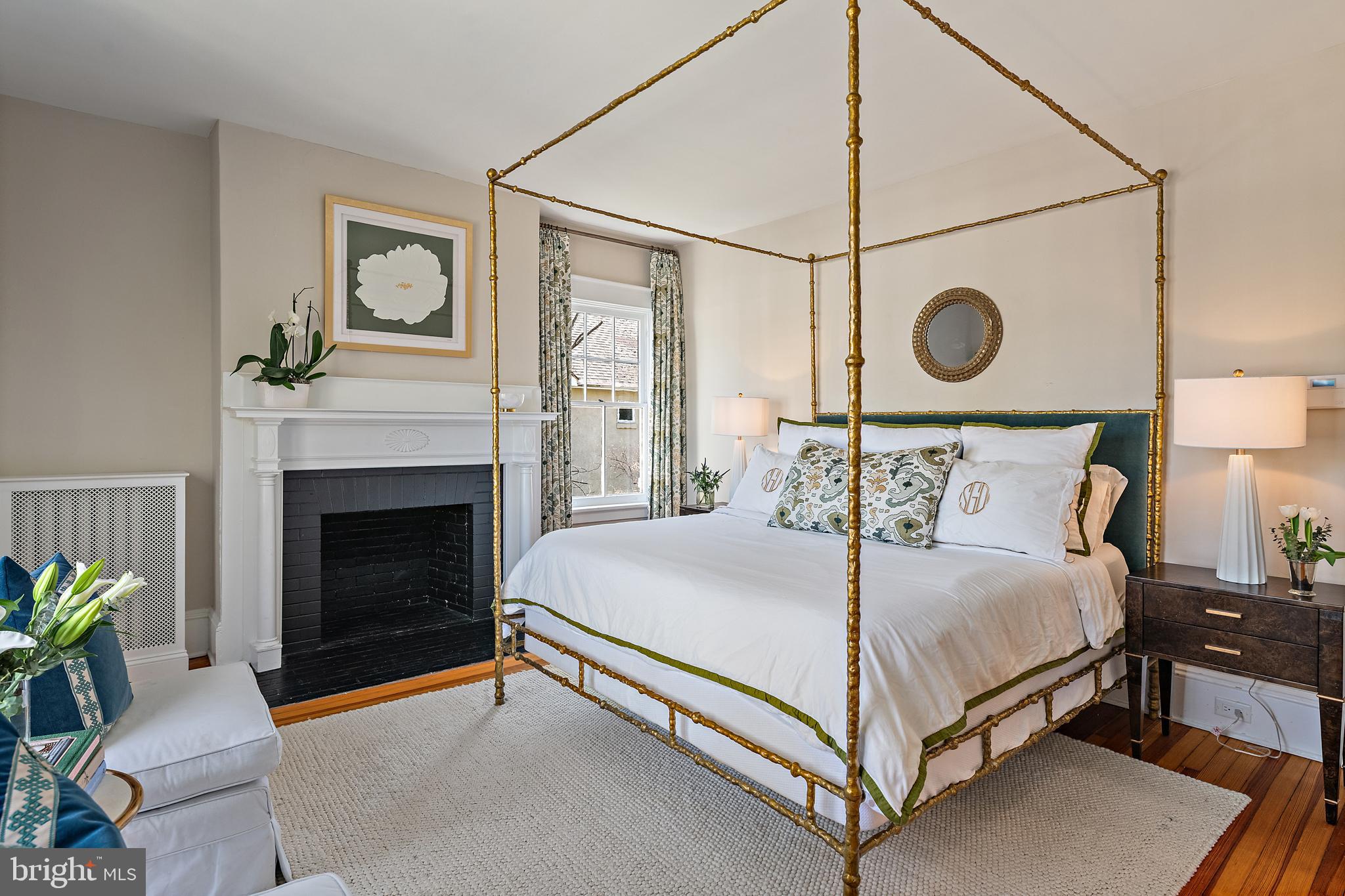 MURRAY HILL - Residential