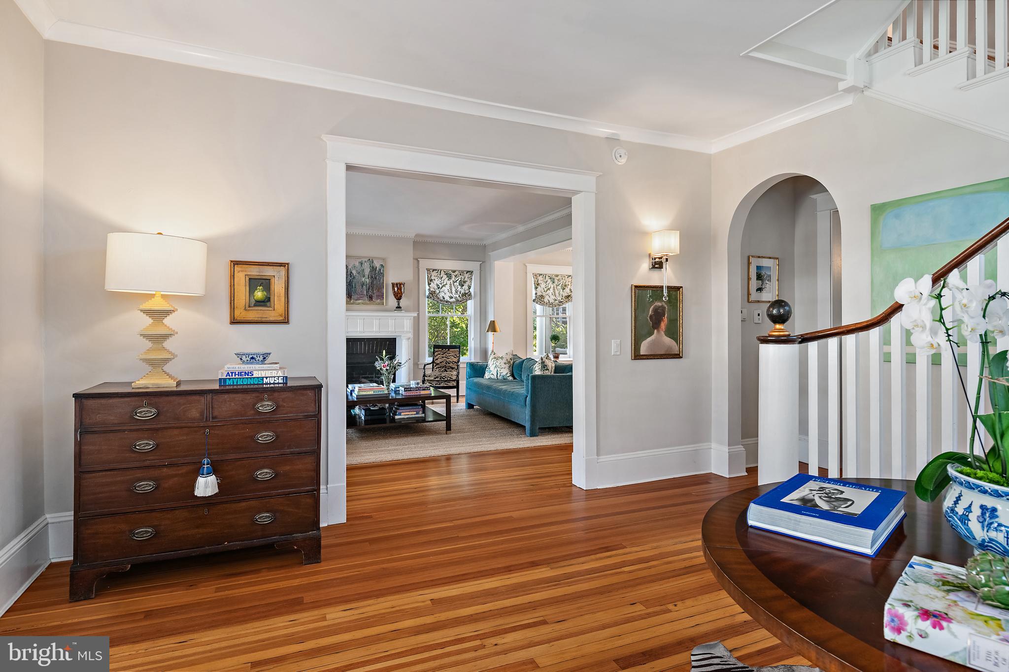MURRAY HILL - Residential