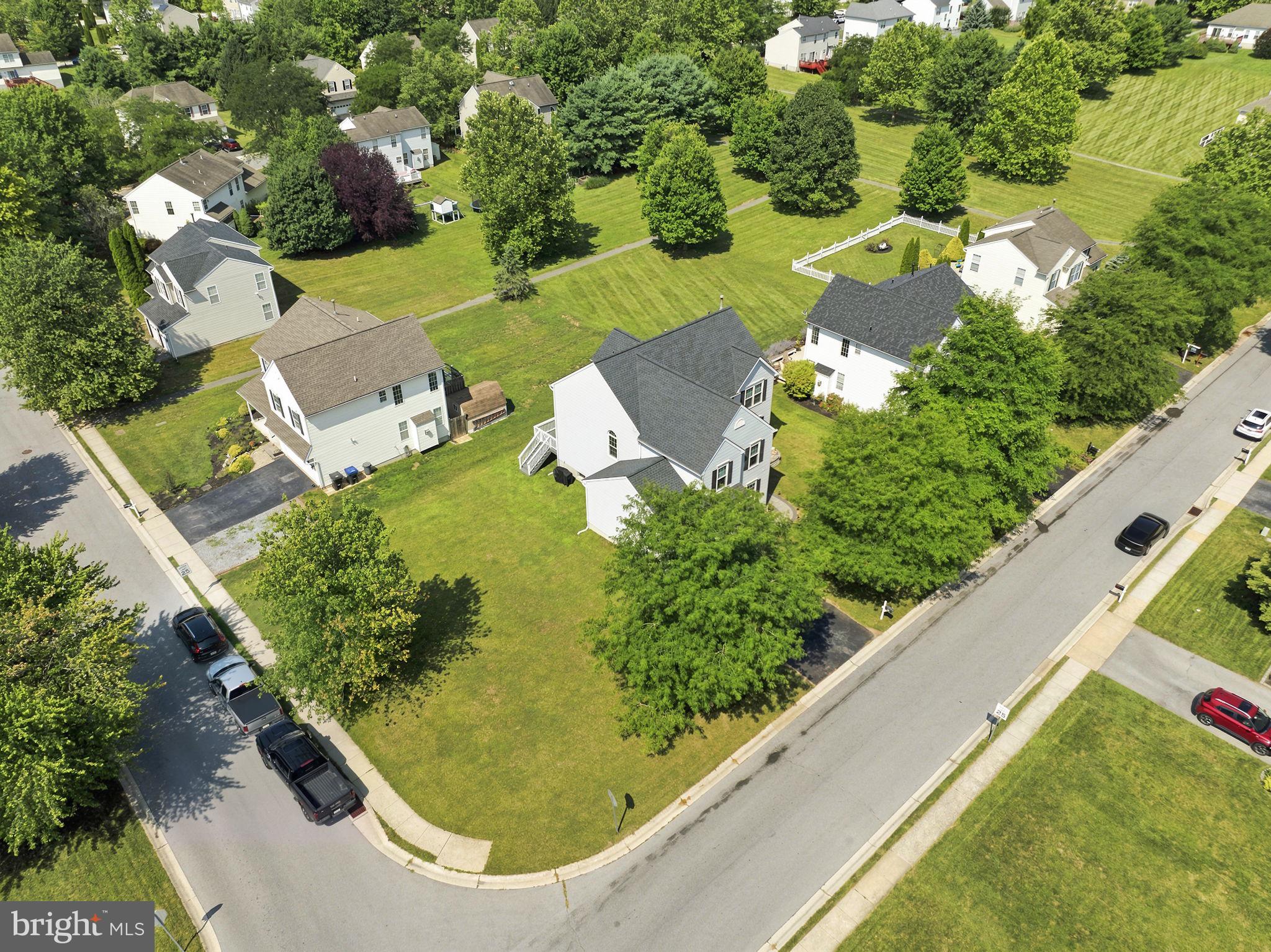 BRANFORD VILLAGE - Residential