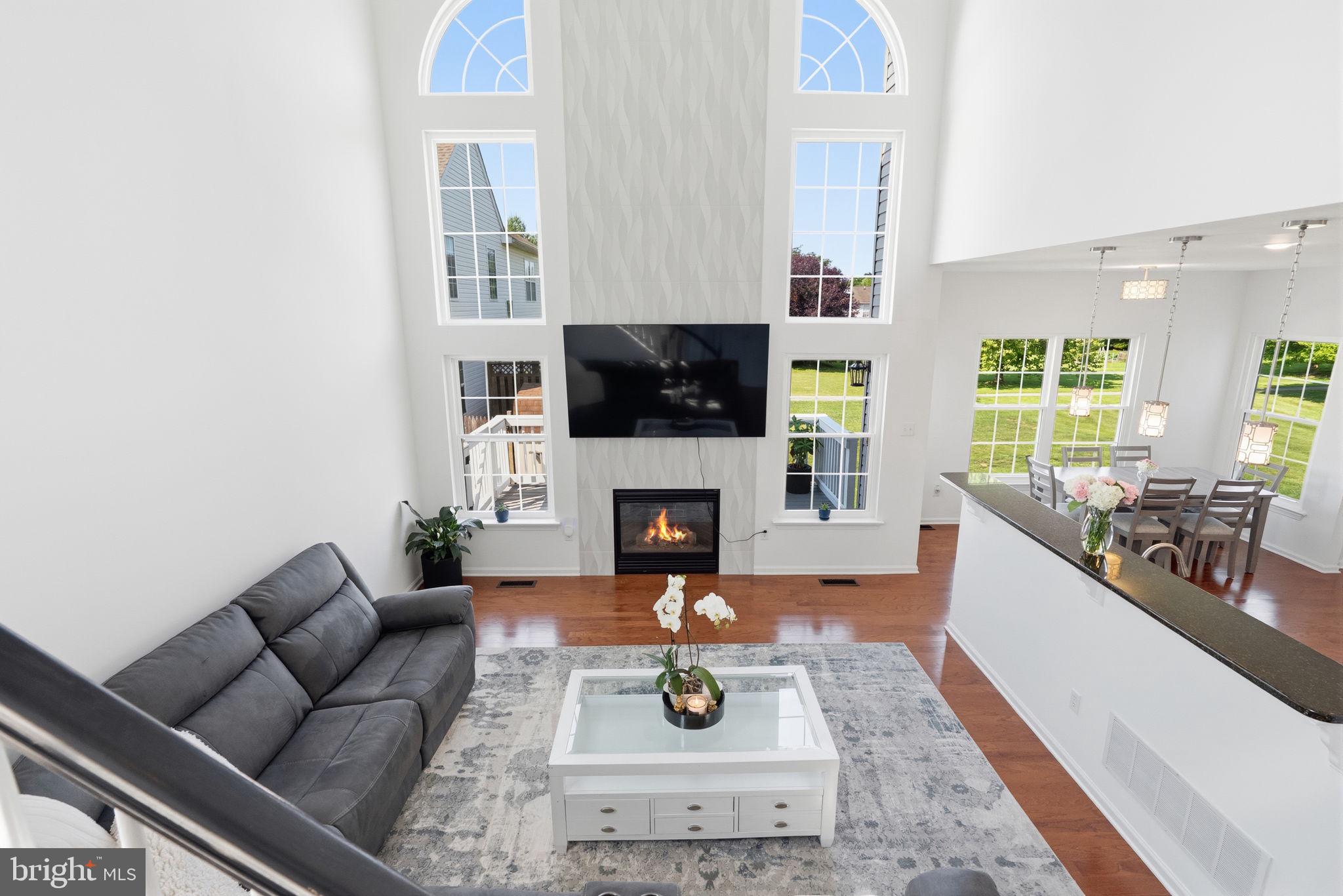 BRANFORD VILLAGE - Residential