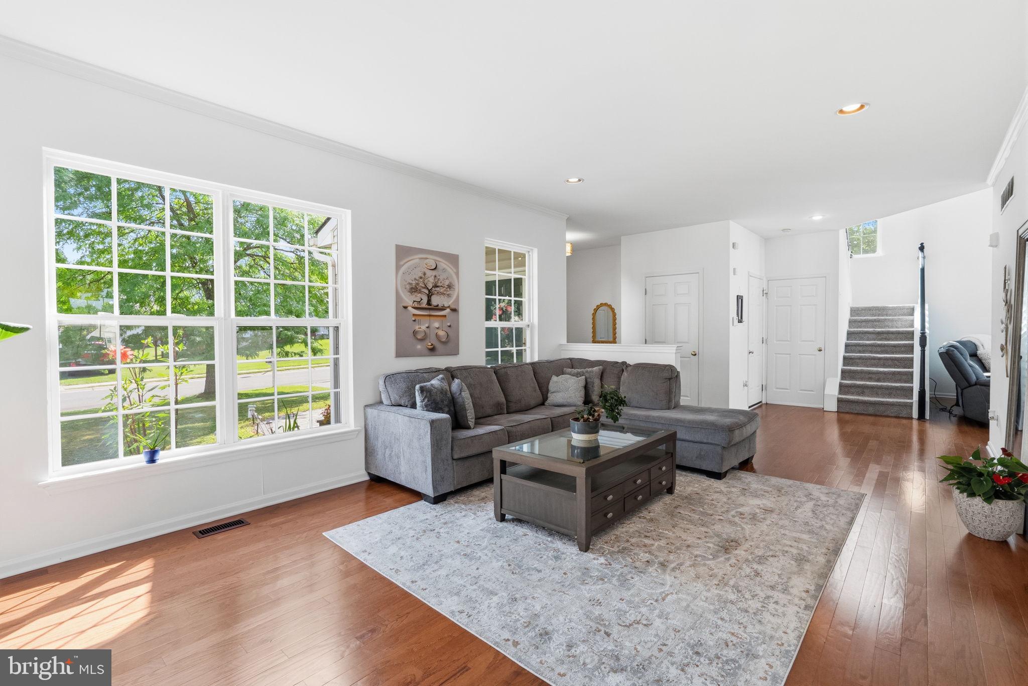 BRANFORD VILLAGE - Residential