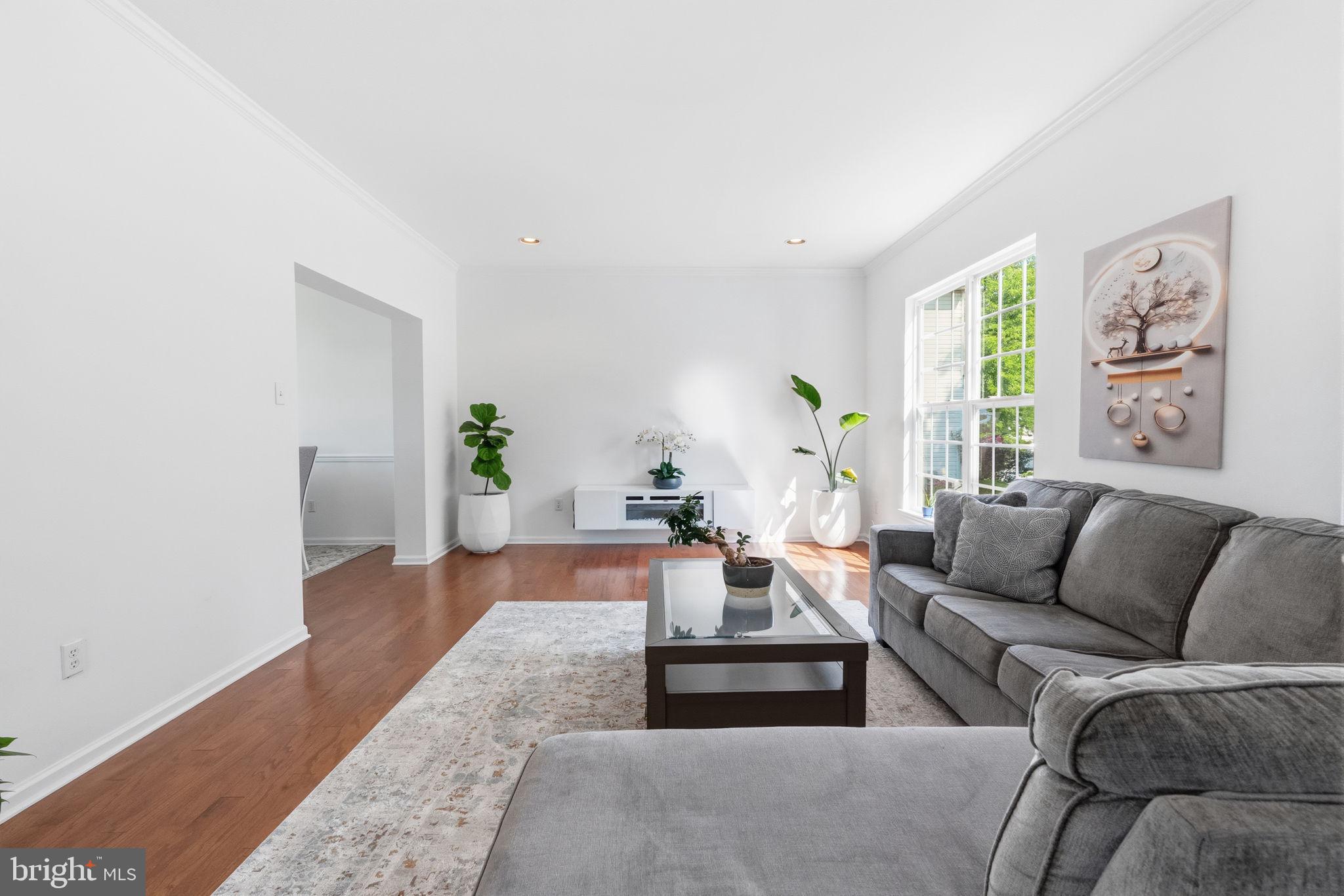 BRANFORD VILLAGE - Residential