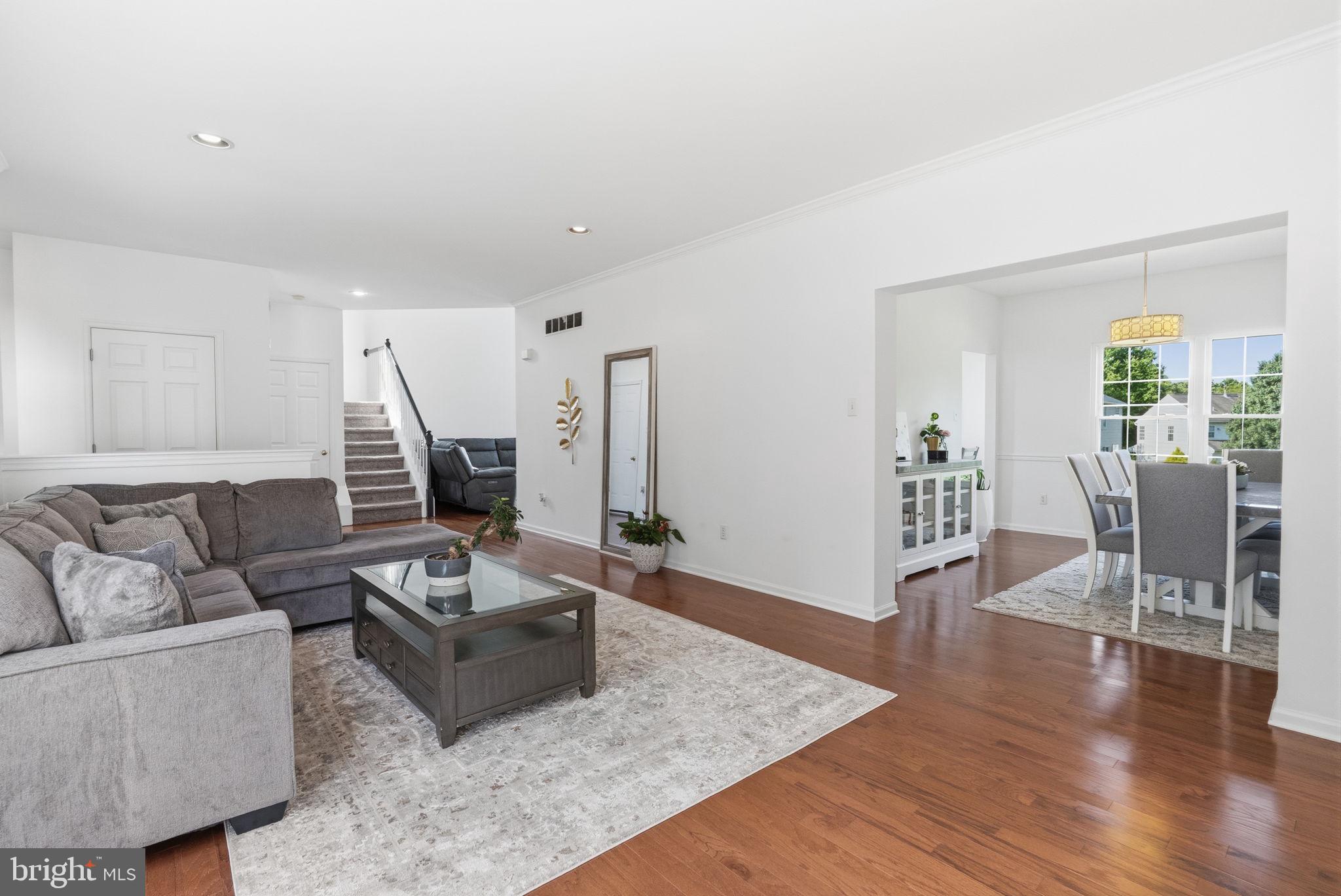 BRANFORD VILLAGE - Residential