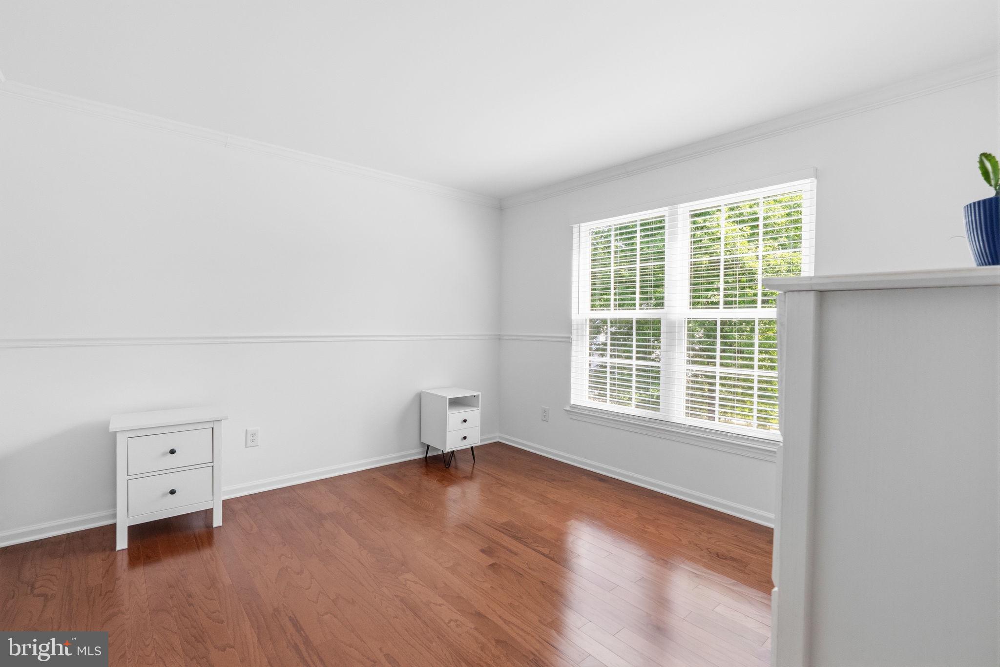 BRANFORD VILLAGE - Residential