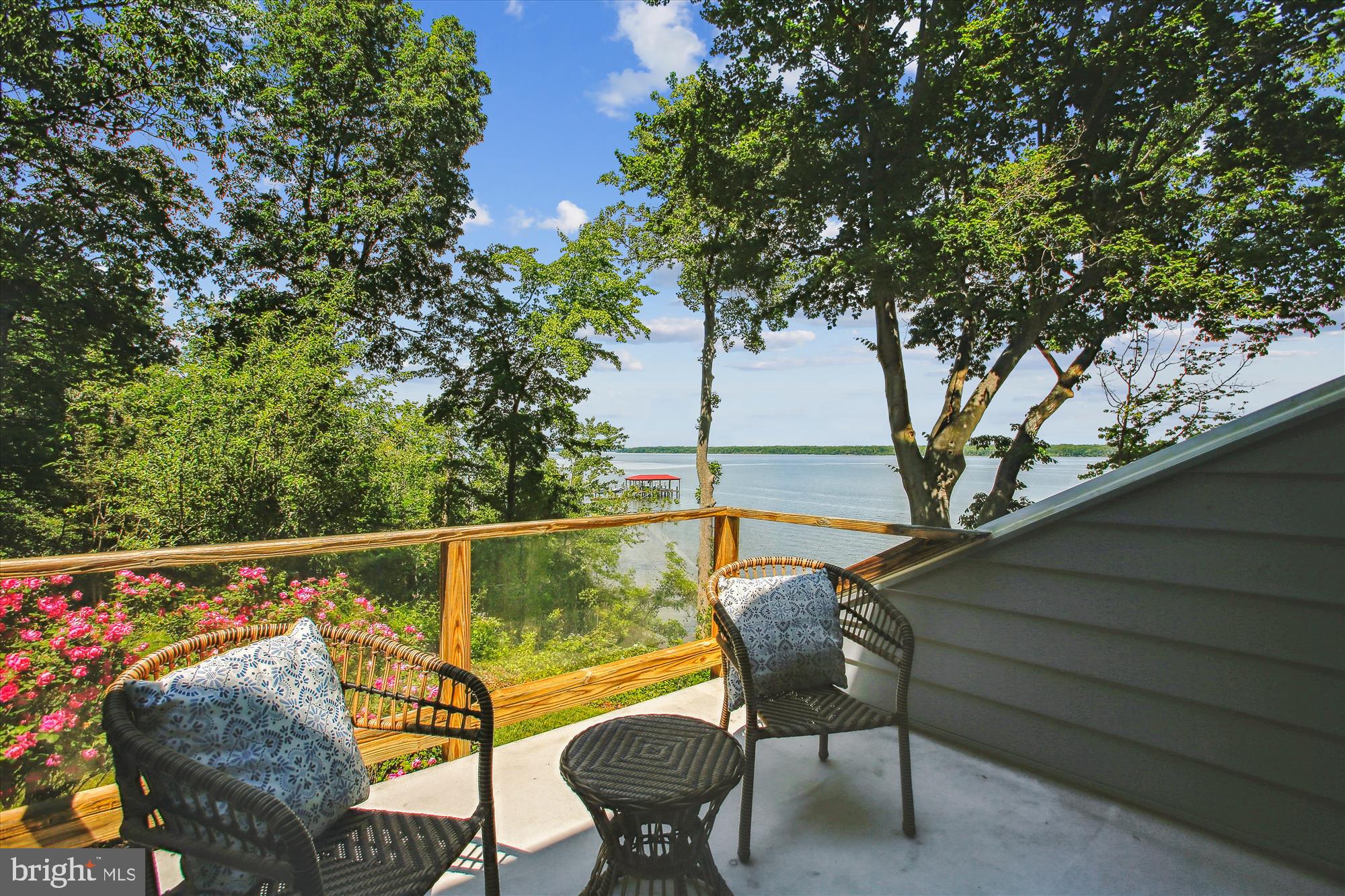 HALLOWING POINT RIVER ESTATES - Residential