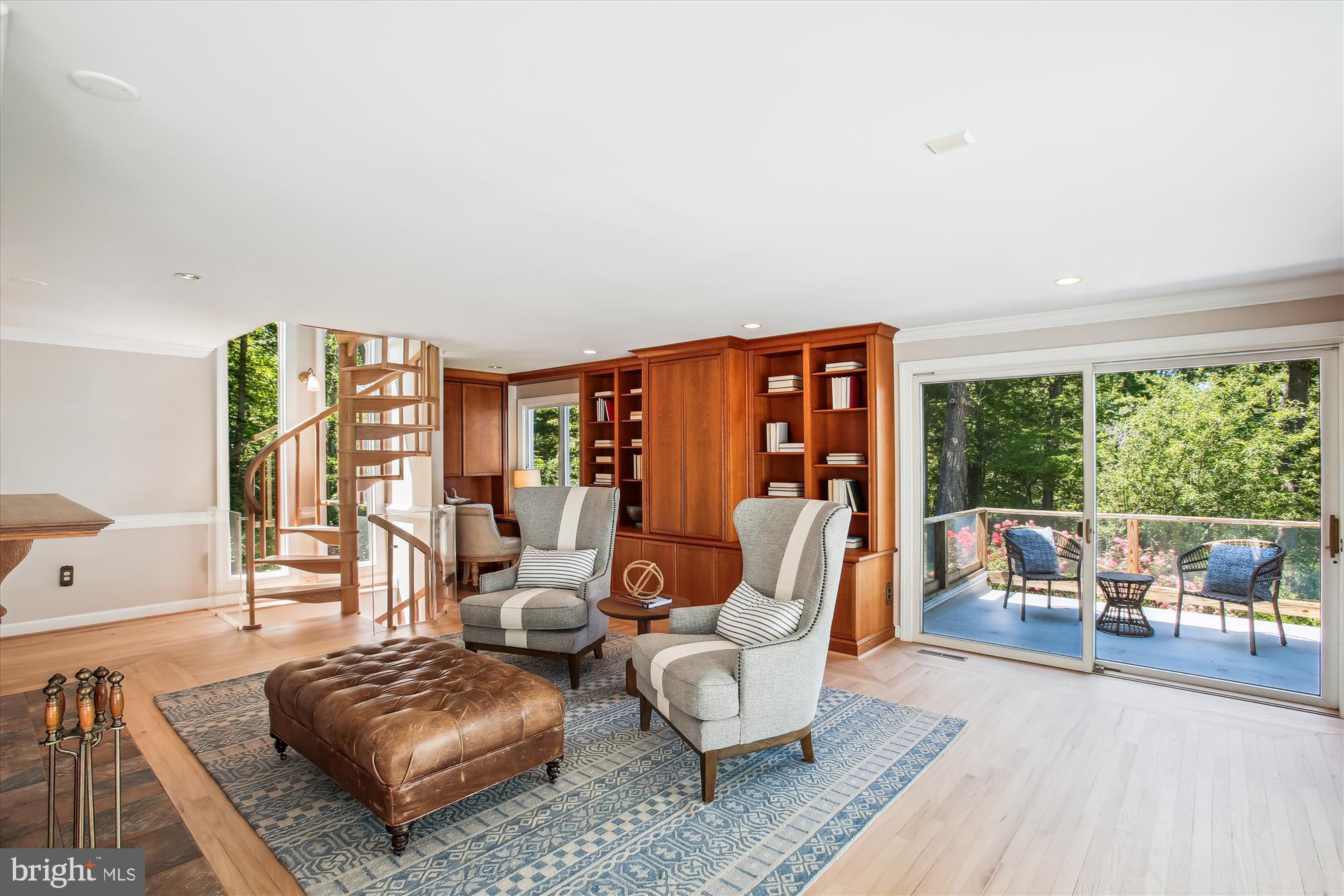 HALLOWING POINT RIVER ESTATES - Residential