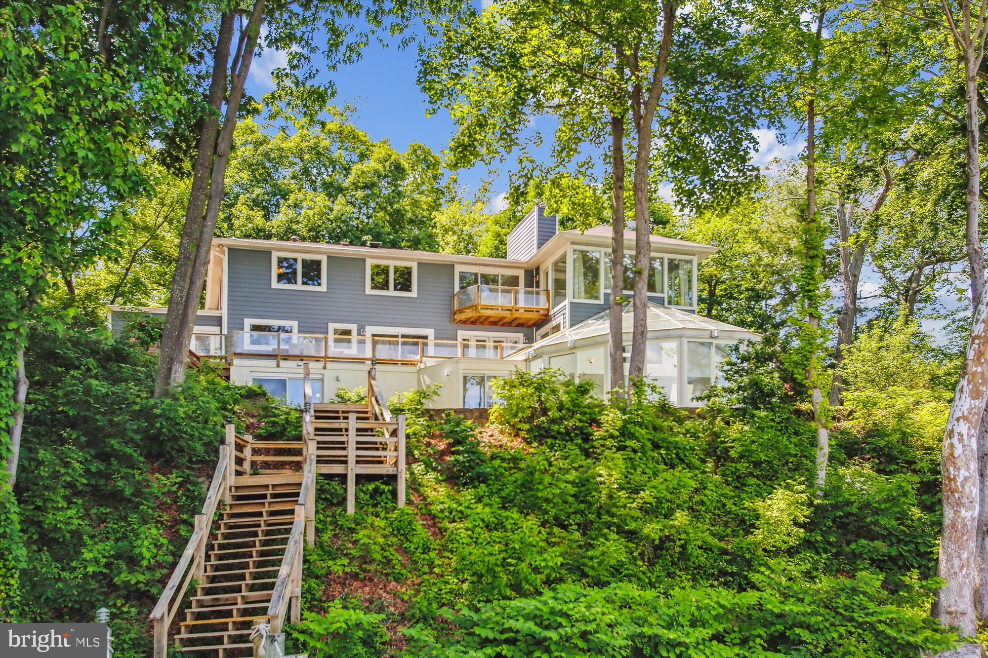 HALLOWING POINT RIVER ESTATES - Residential