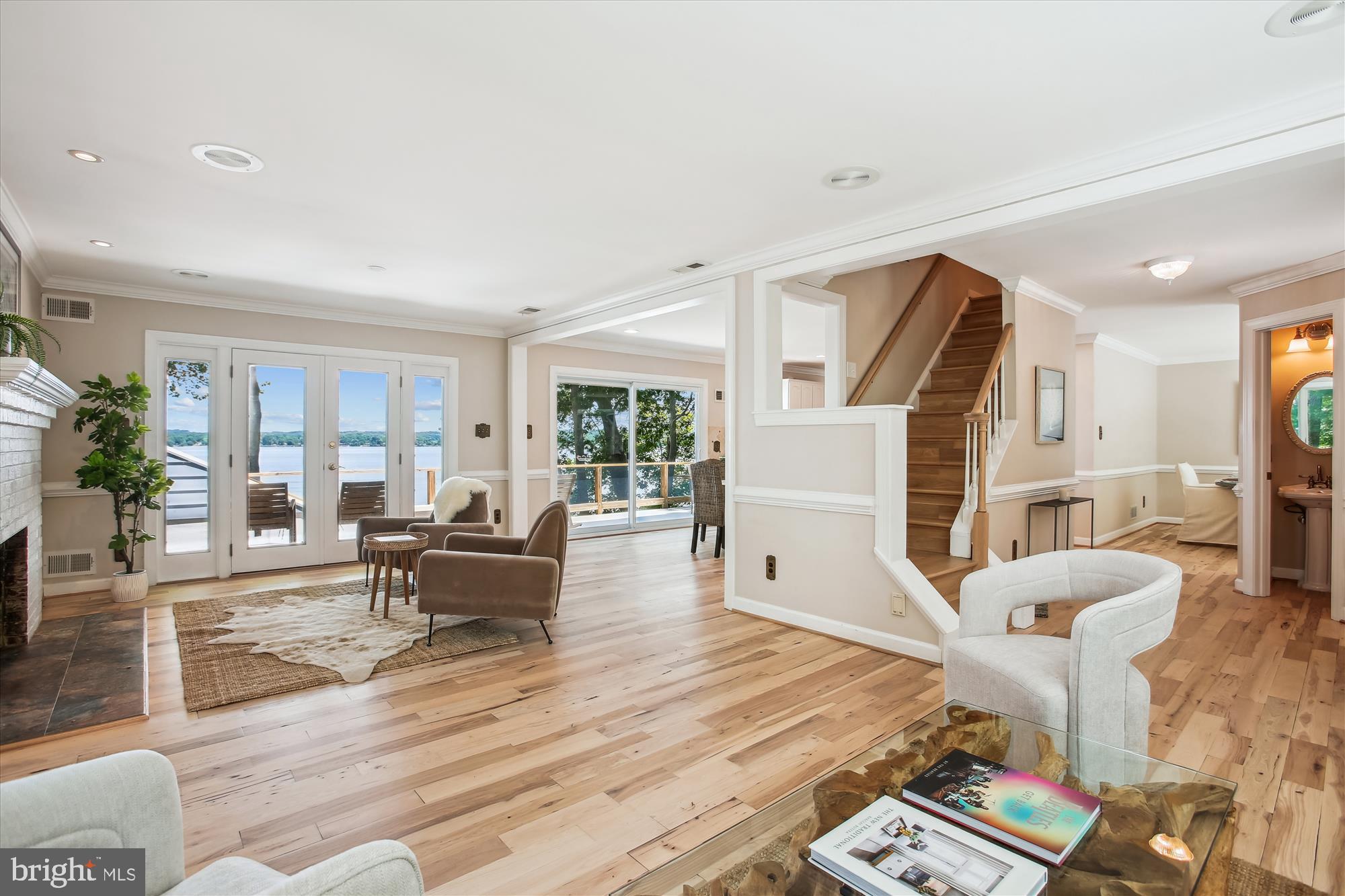 HALLOWING POINT RIVER ESTATES - Residential