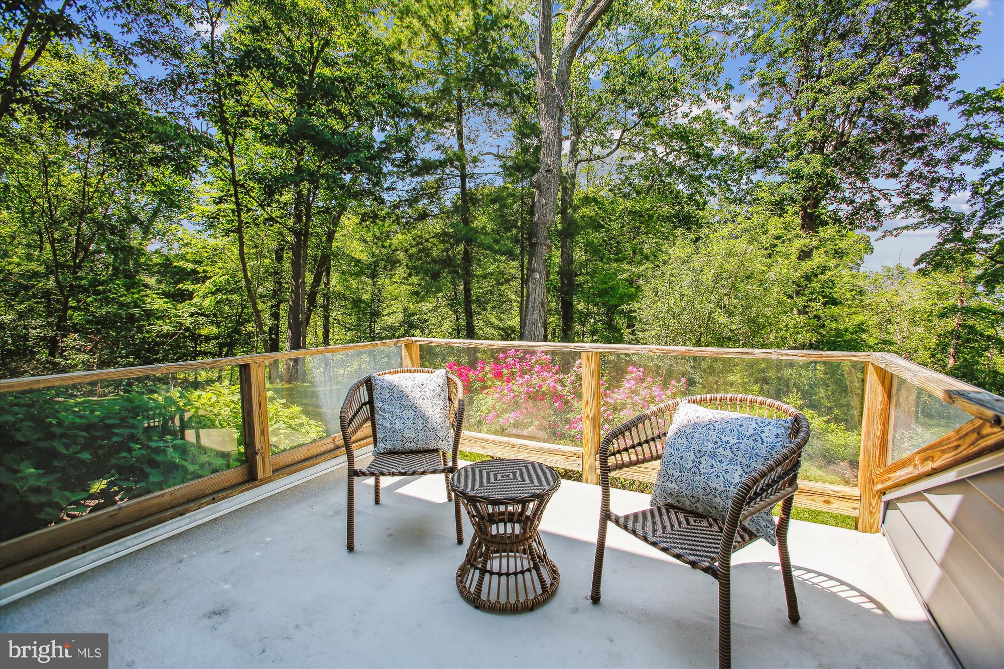 HALLOWING POINT RIVER ESTATES - Residential