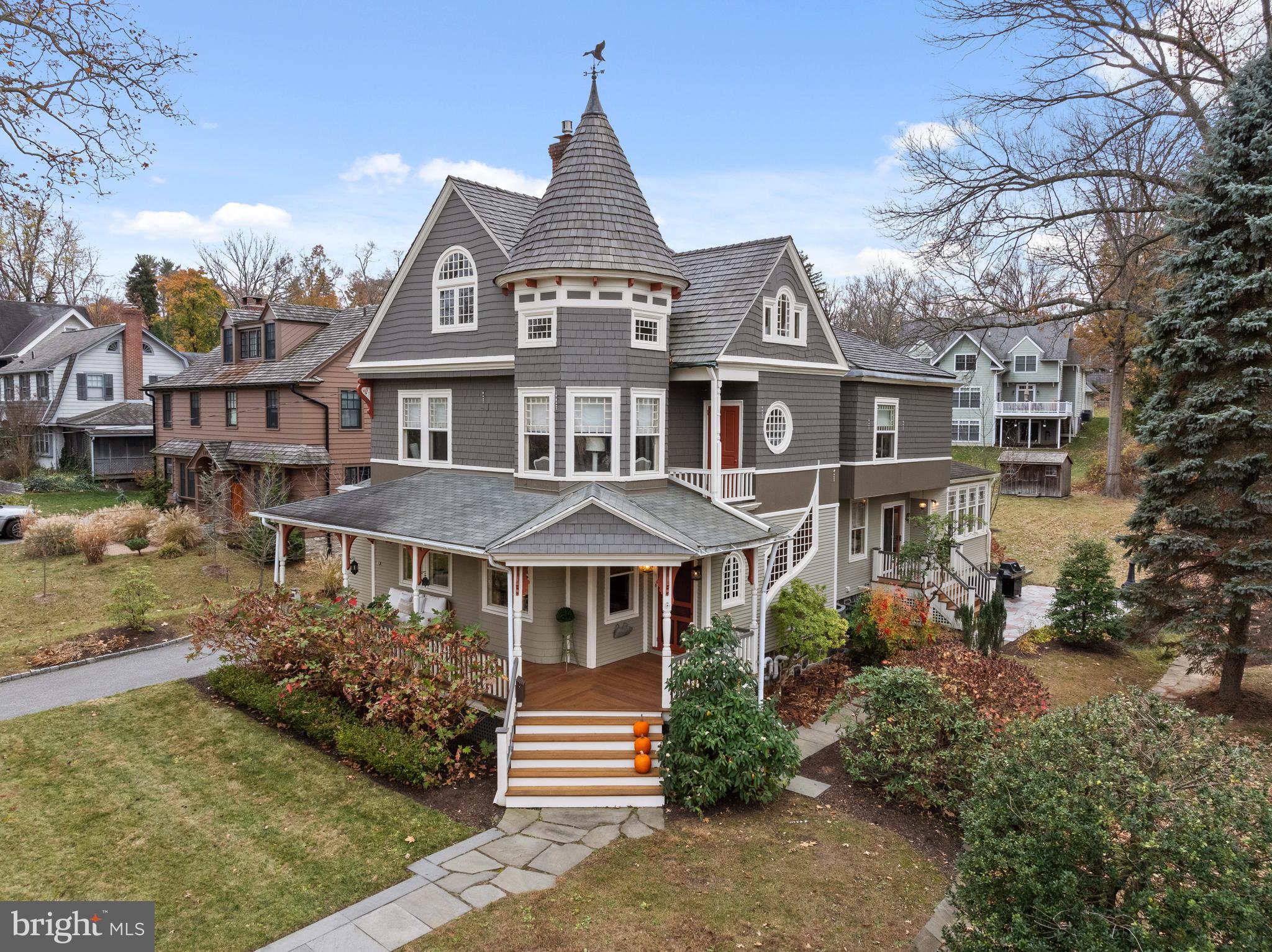 SOUTH WAYNE - Residential