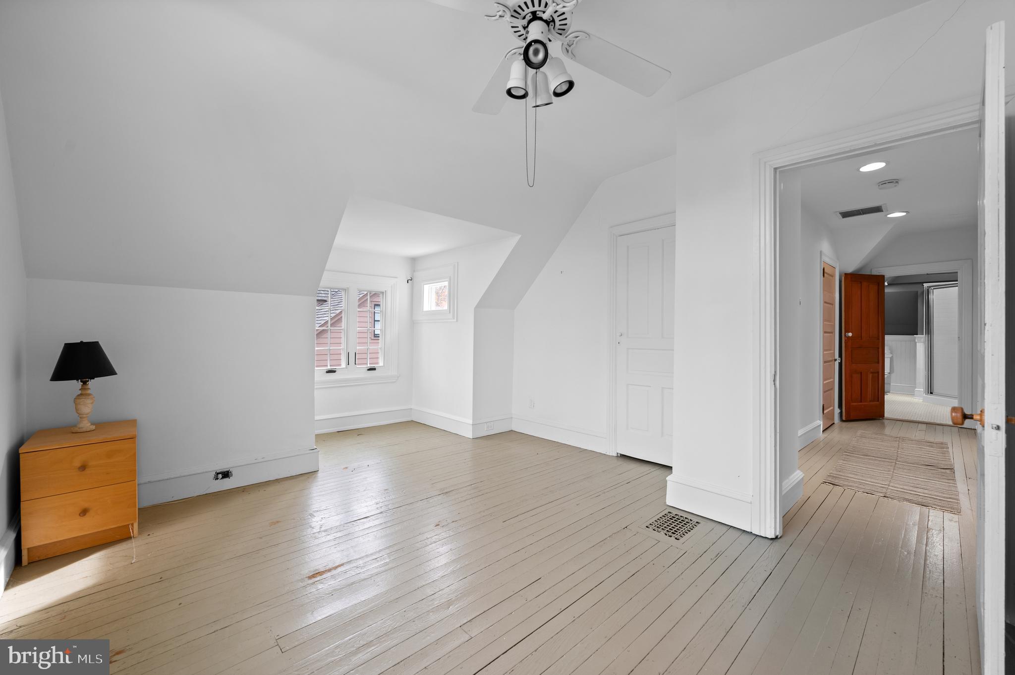 SOUTH WAYNE - Residential