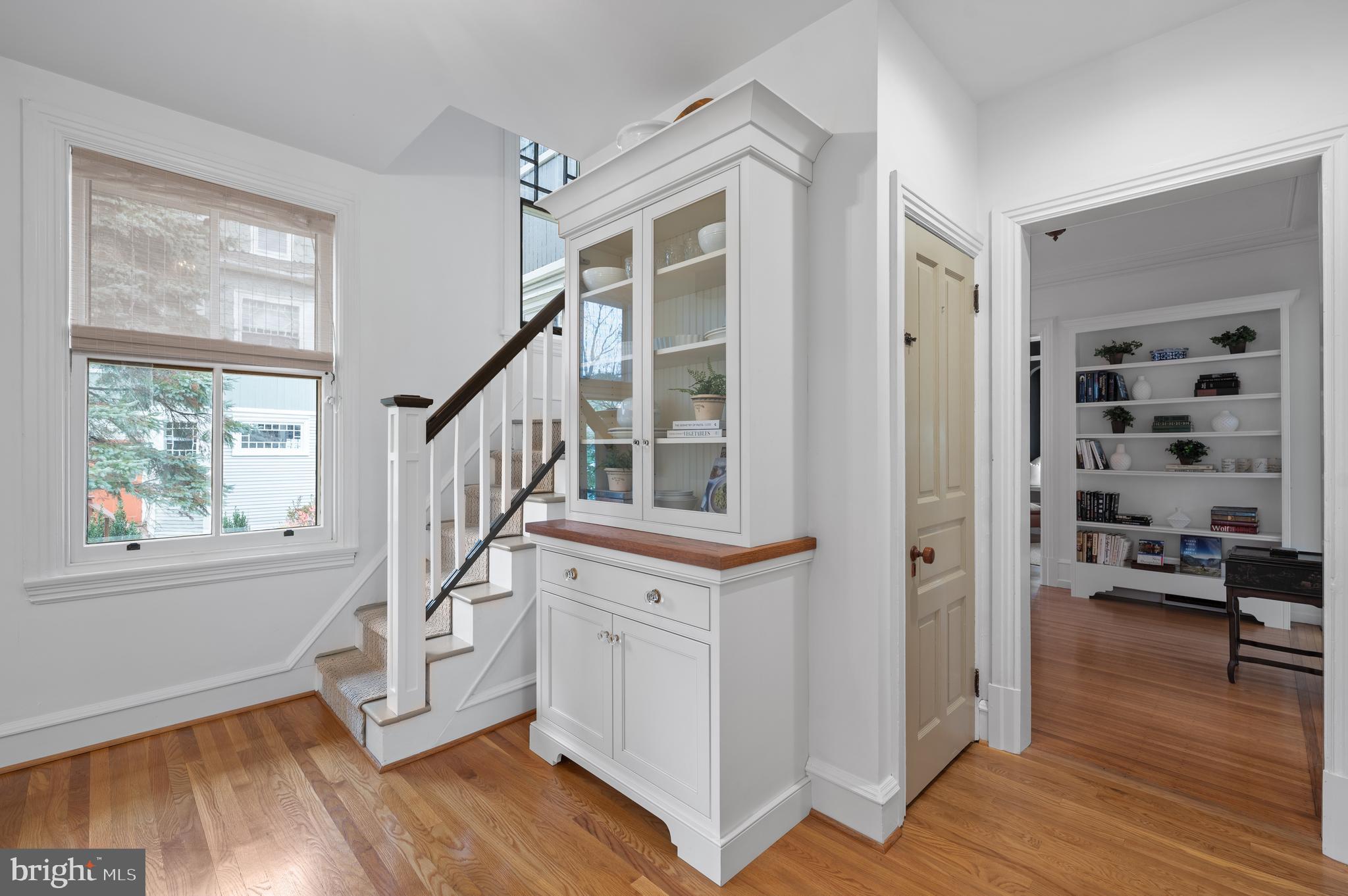 SOUTH WAYNE - Residential