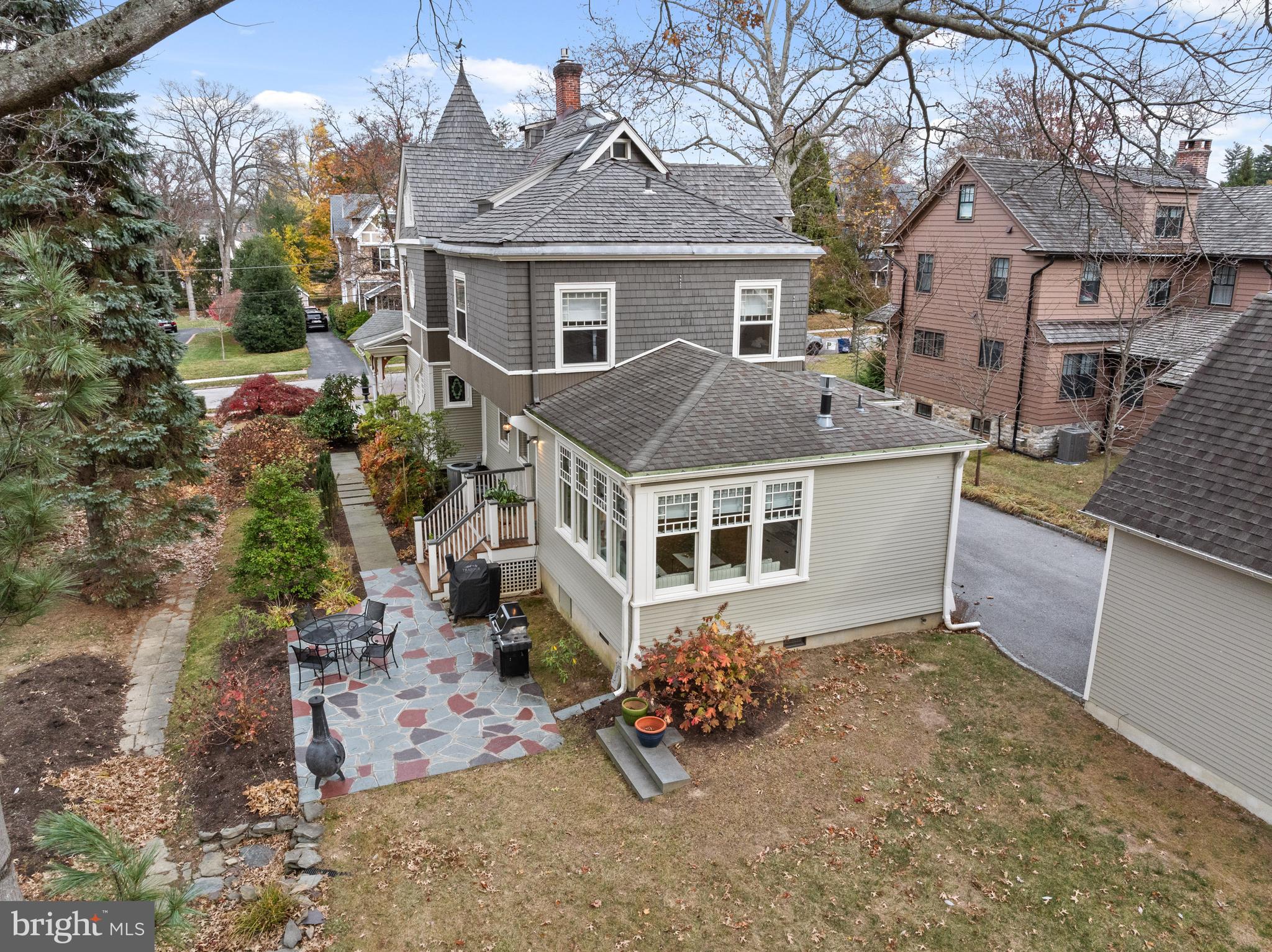 SOUTH WAYNE - Residential
