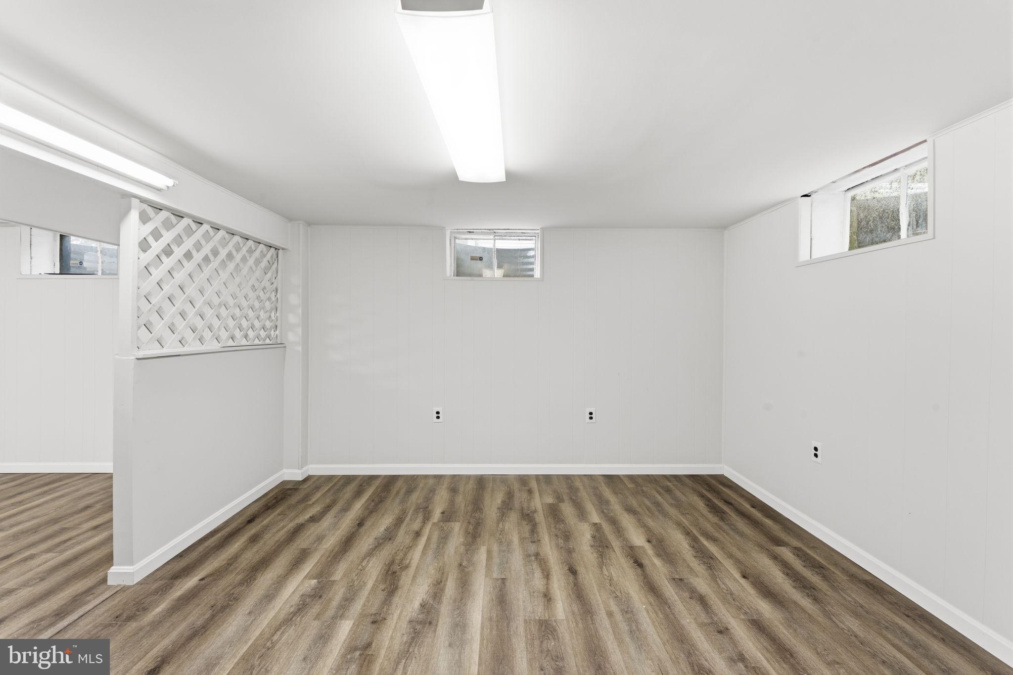 WESTVIEW PARK - Residential
