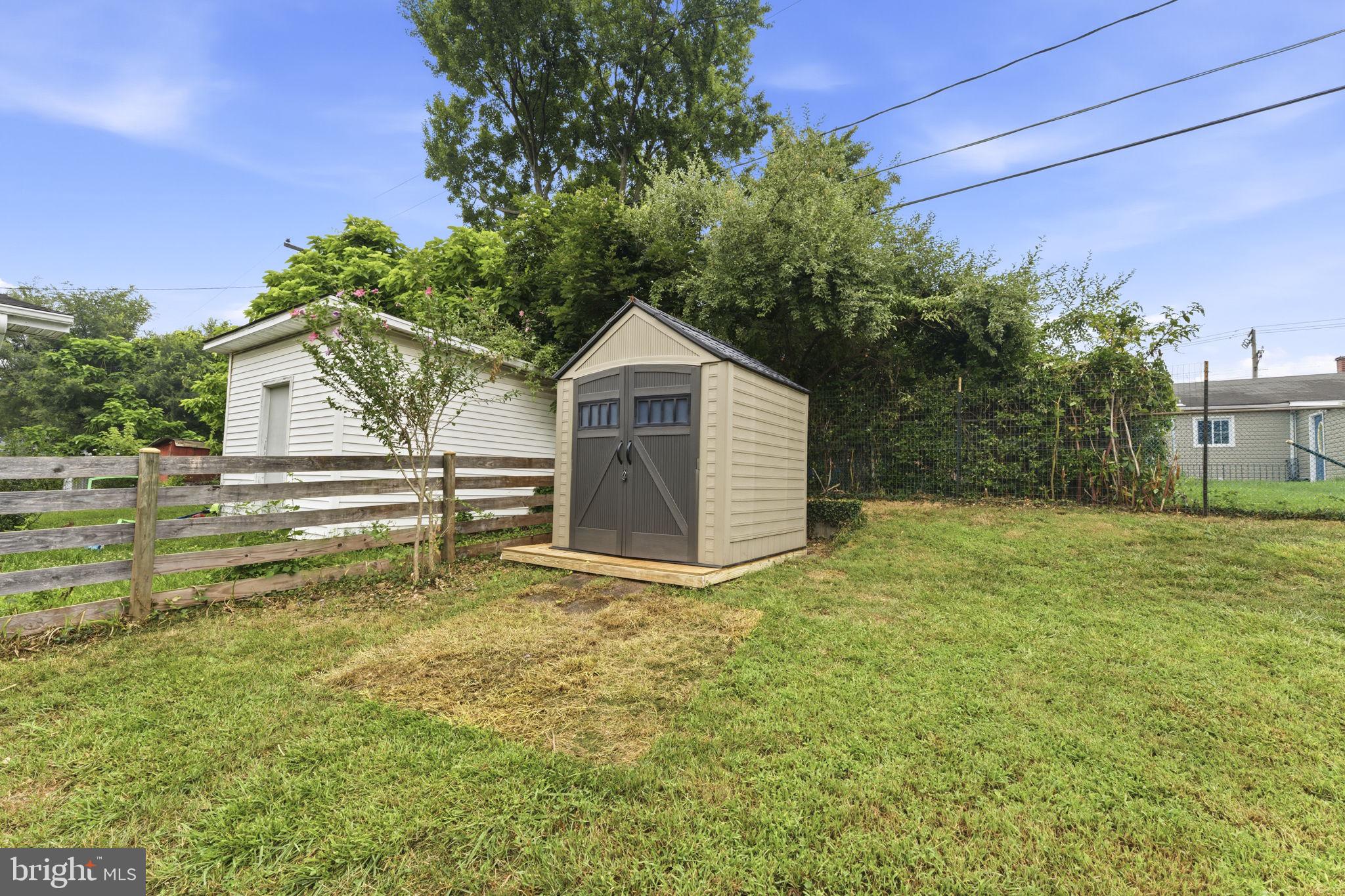 WESTVIEW PARK - Residential