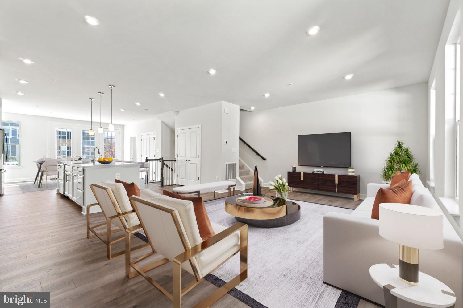 MARLBORO RIDGE - Residential