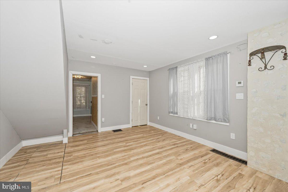 HAGERSTOWN - Residential