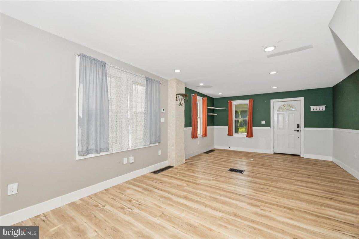 HAGERSTOWN - Residential