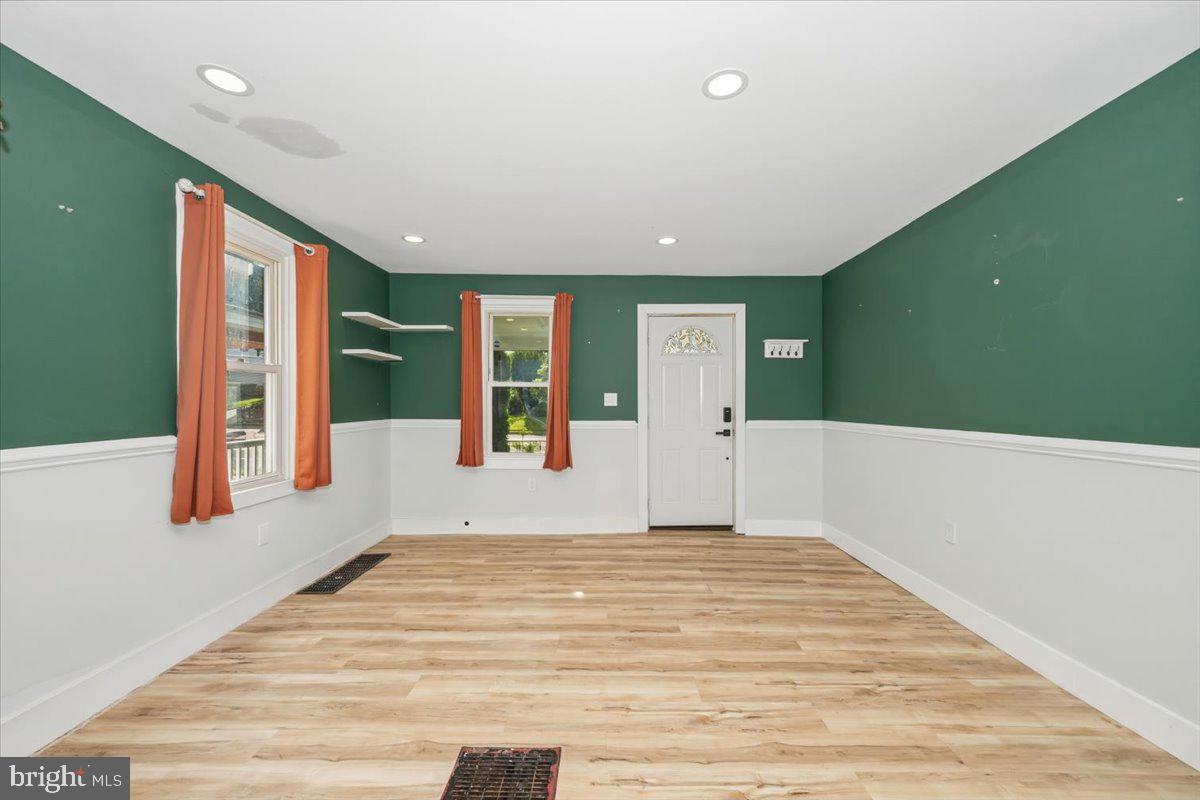 HAGERSTOWN - Residential