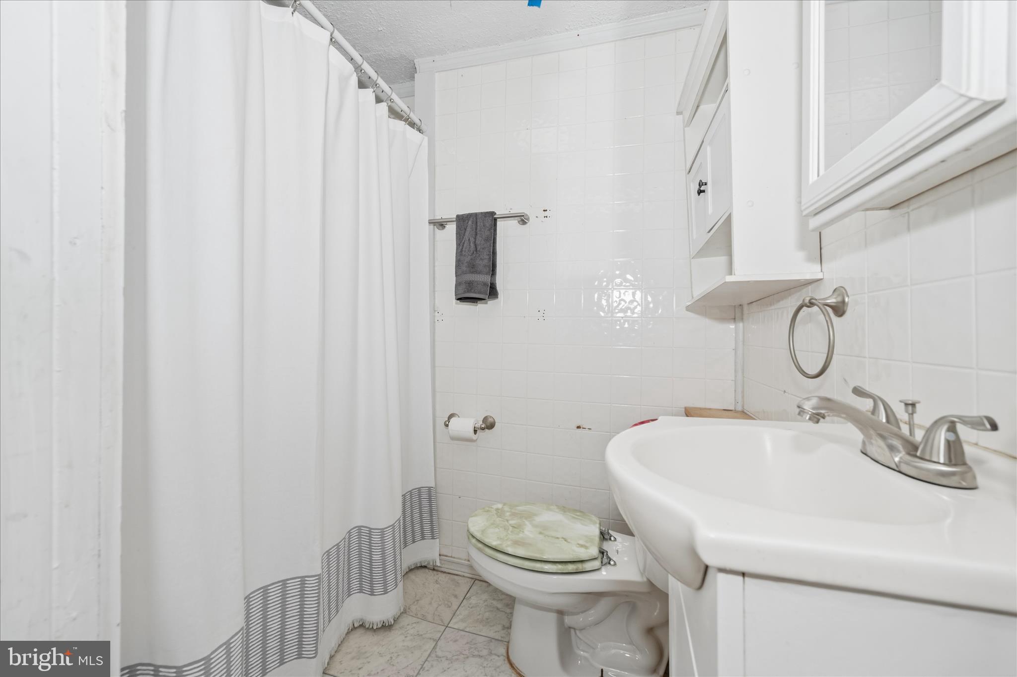 HAGERSTOWN - Residential