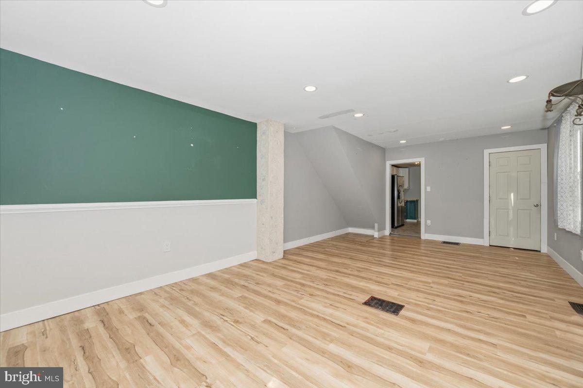 HAGERSTOWN - Residential