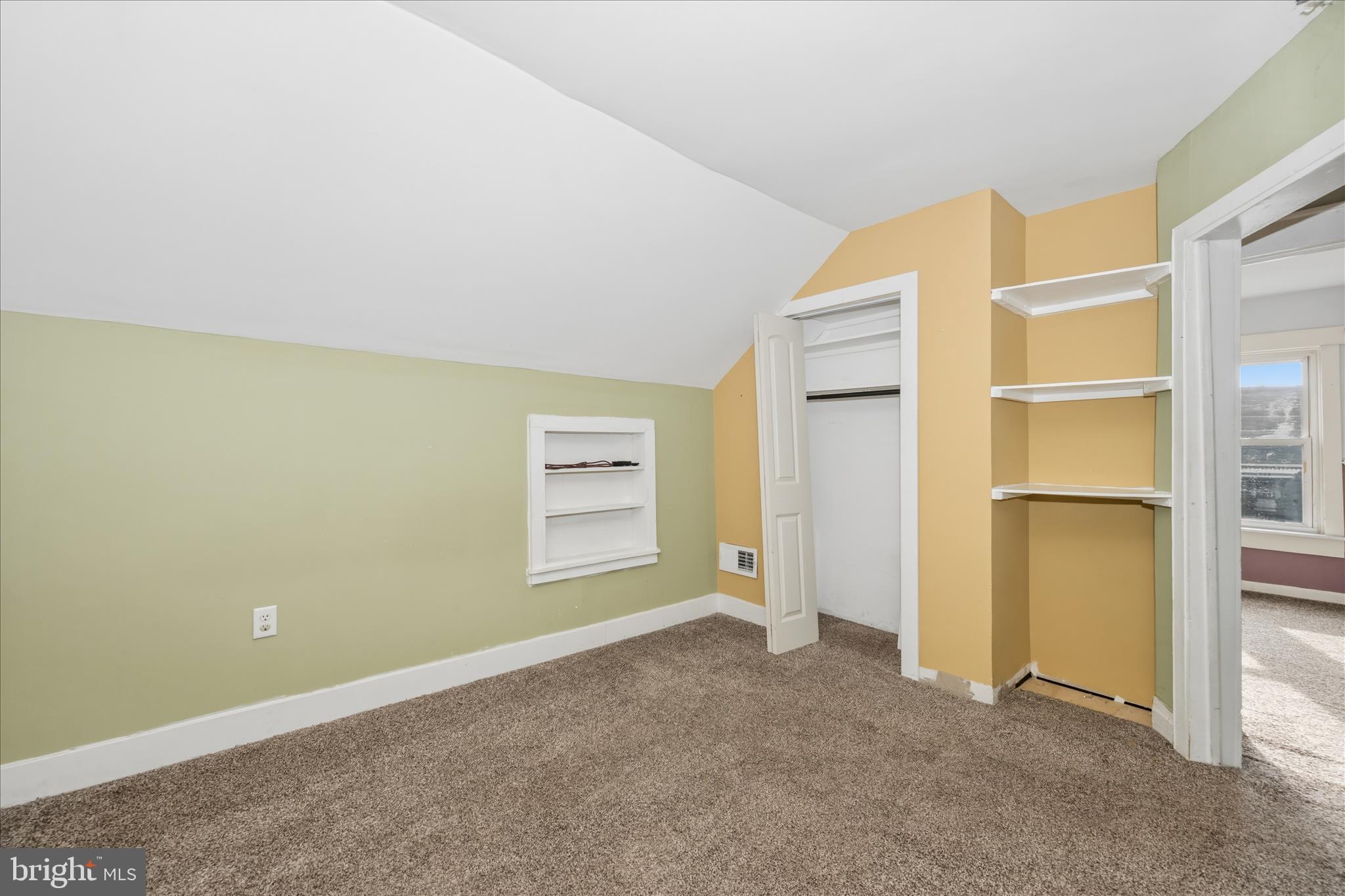 HAGERSTOWN - Residential