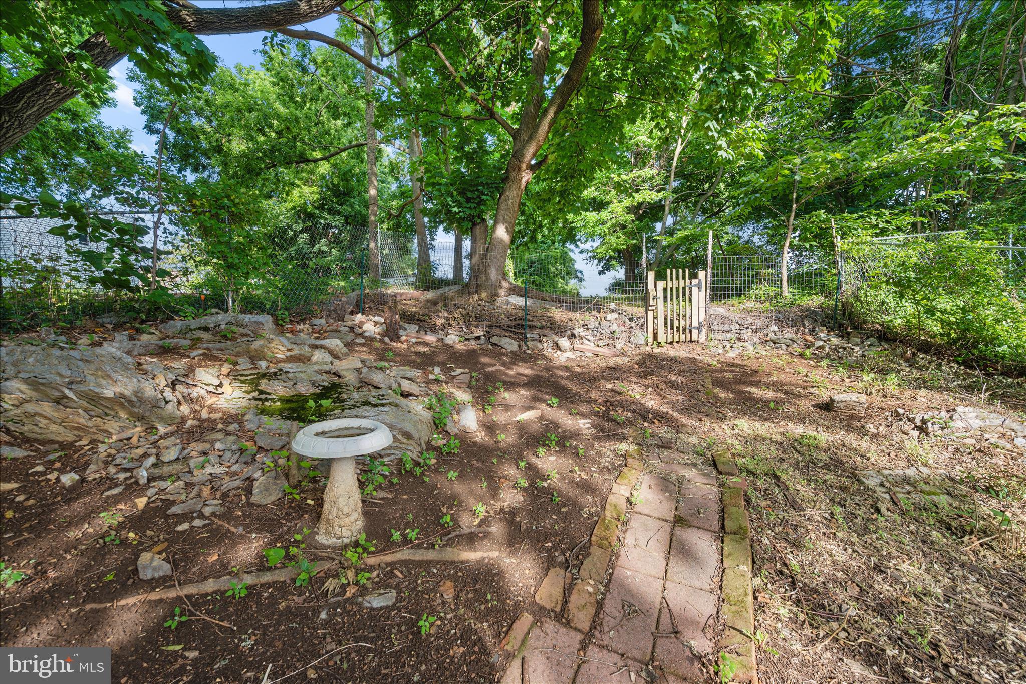 HAGERSTOWN - Residential
