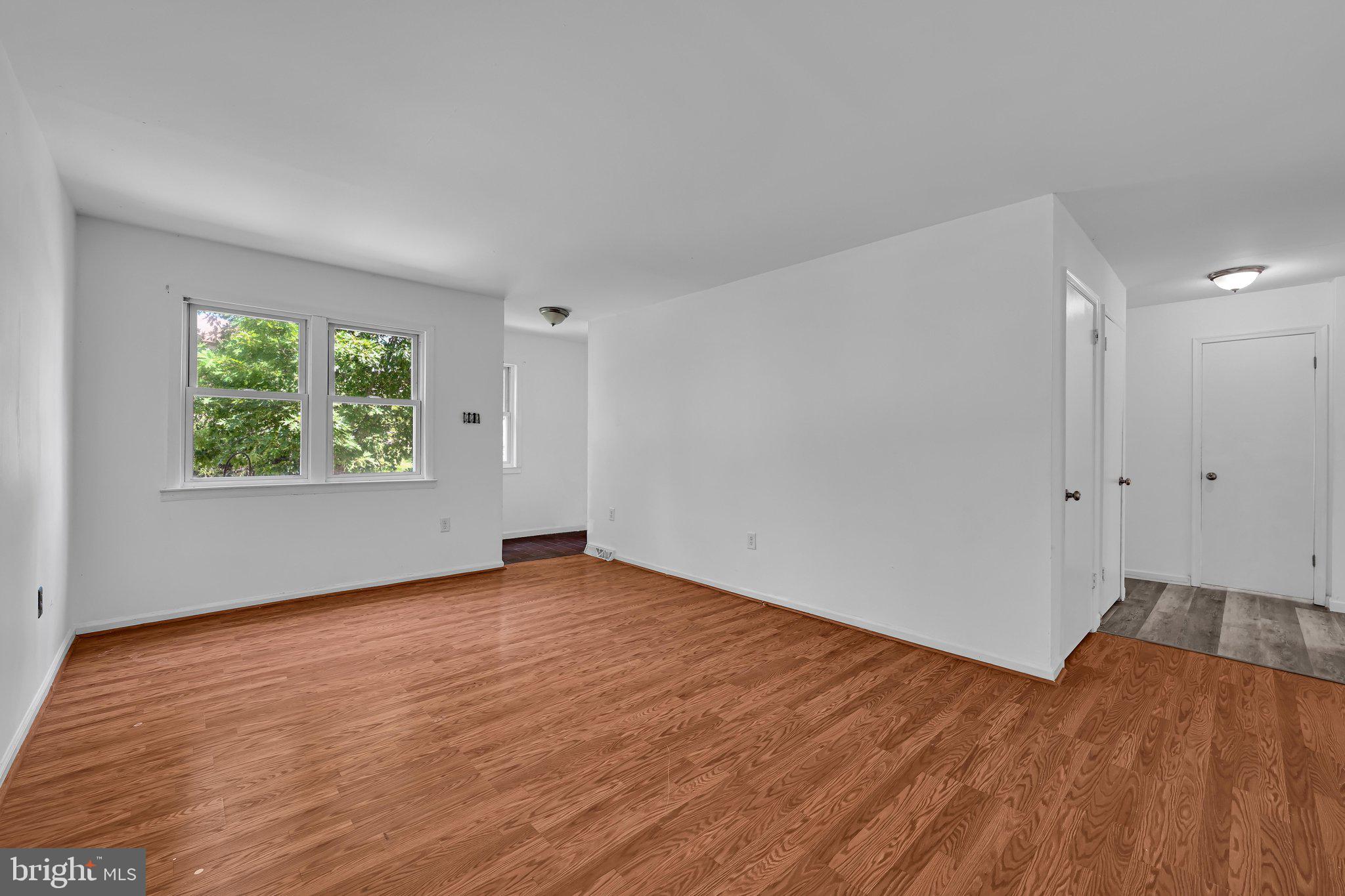 HUNTER CREST - Residential Income