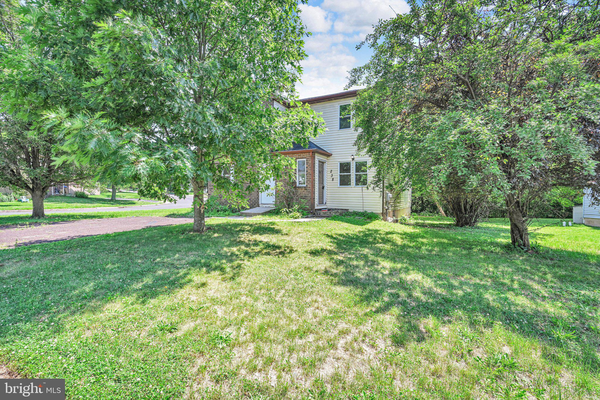 HUNTER CREST - Residential Income
