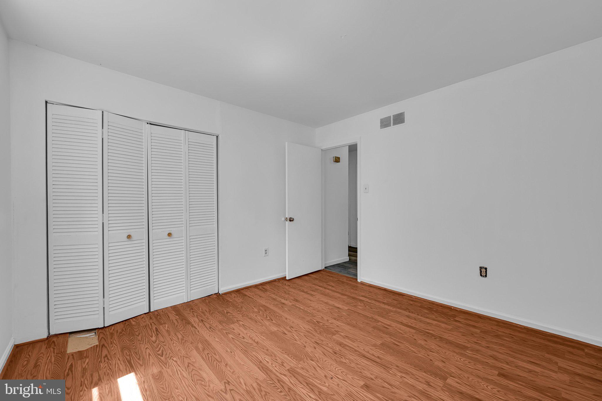 HUNTER CREST - Residential Income