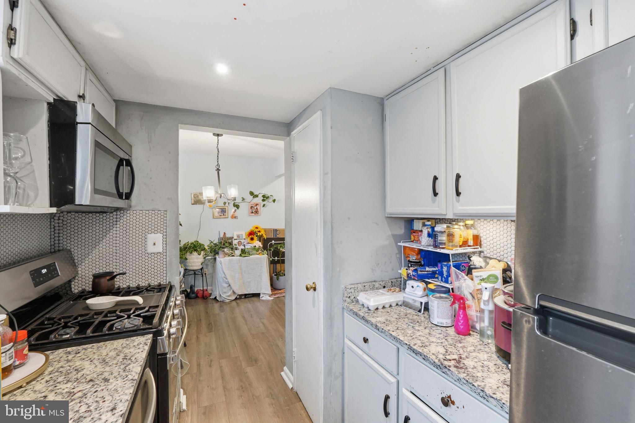 HILL CREST - Residential