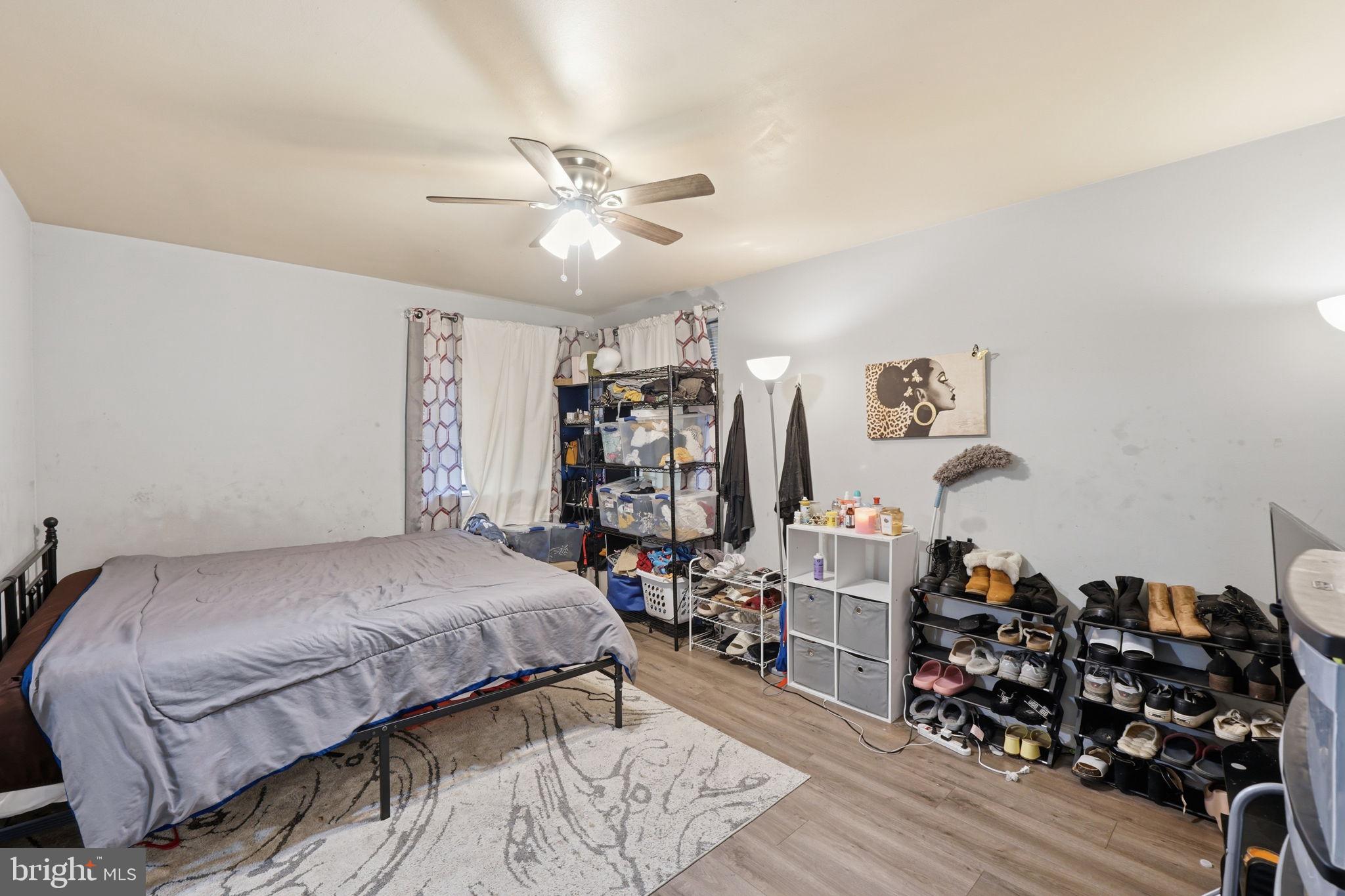 HILL CREST - Residential