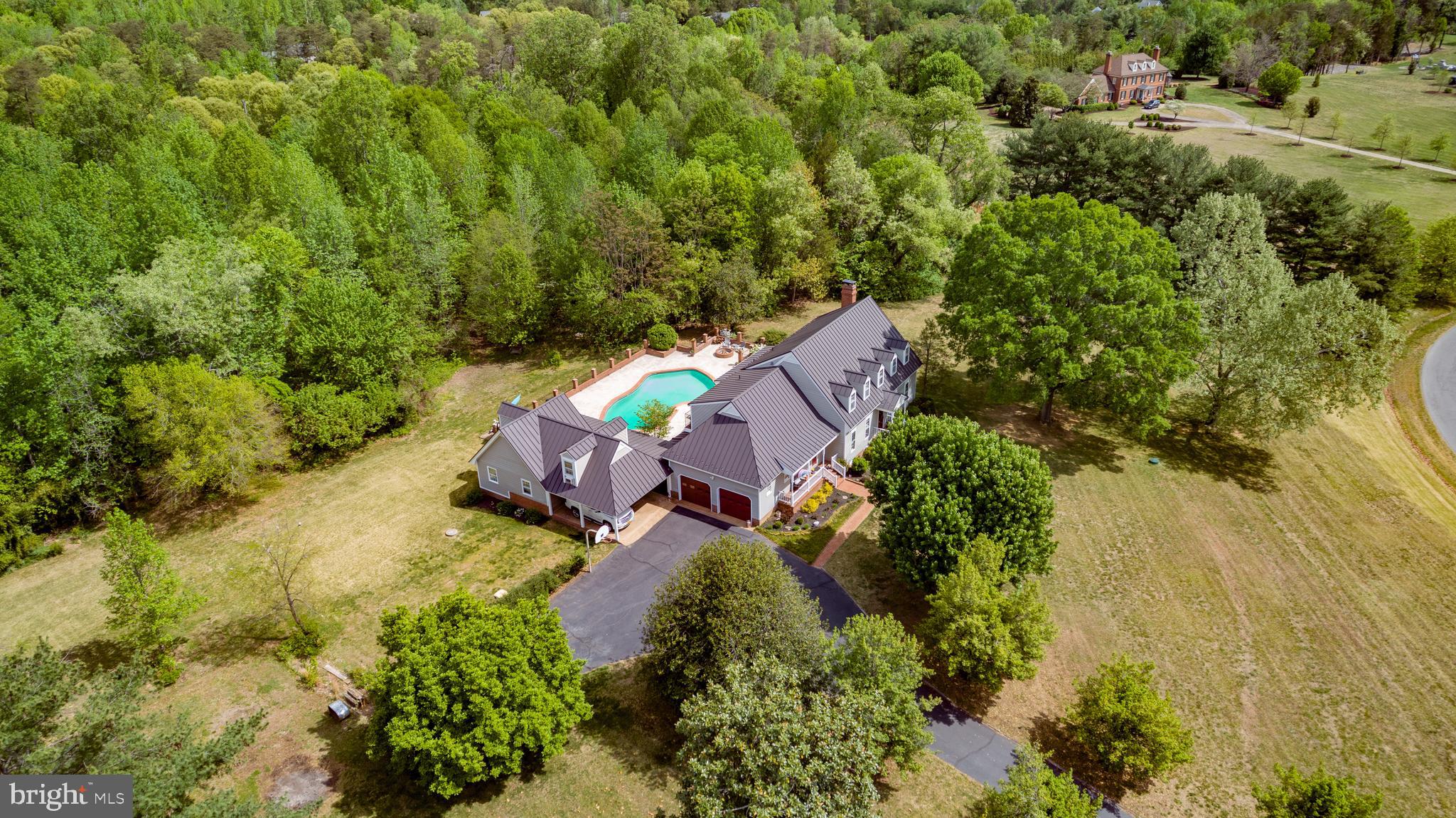 BOSCOBEL FARMS - Residential