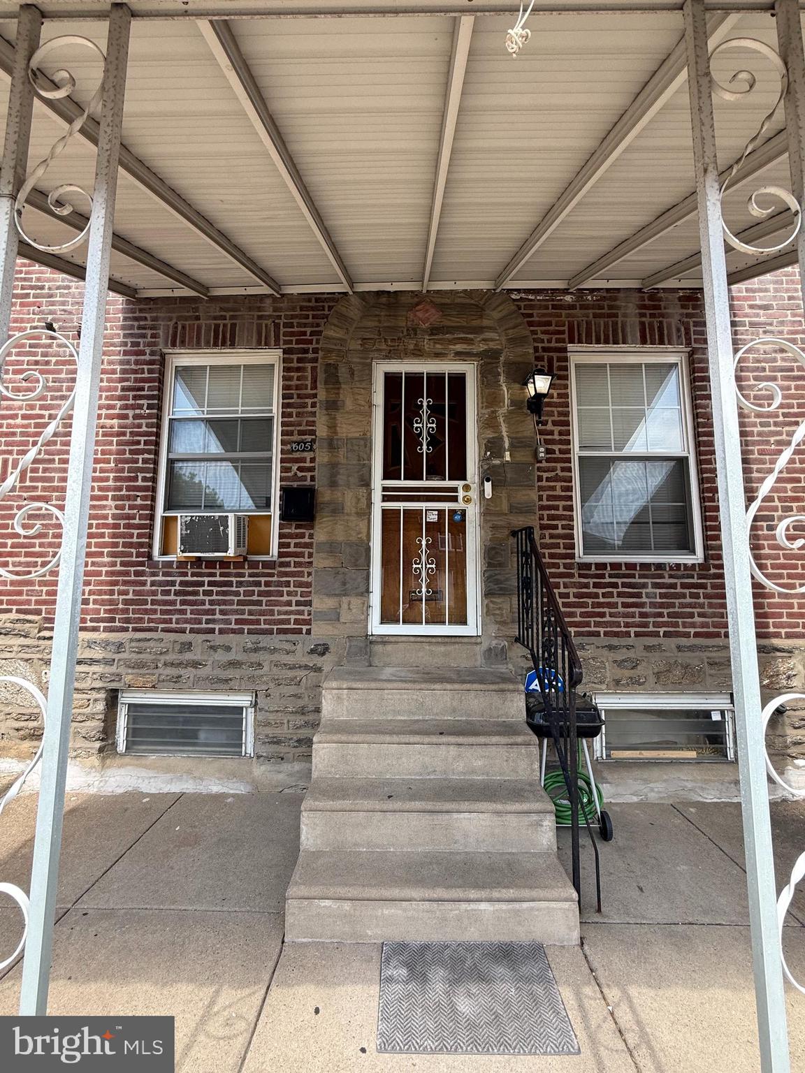 LAWNDALE - Residential