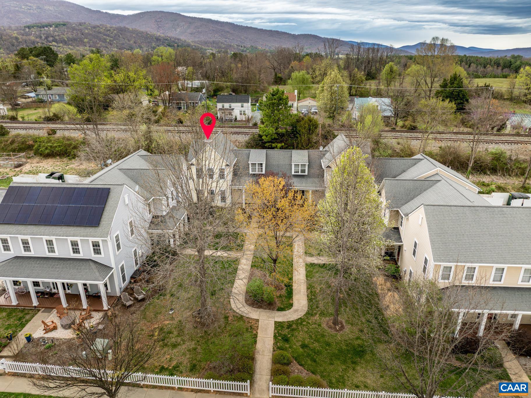 PARKSIDE VILLAGE - Residential