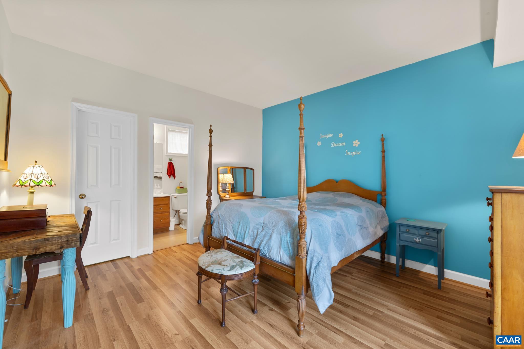 PARKSIDE VILLAGE - Residential