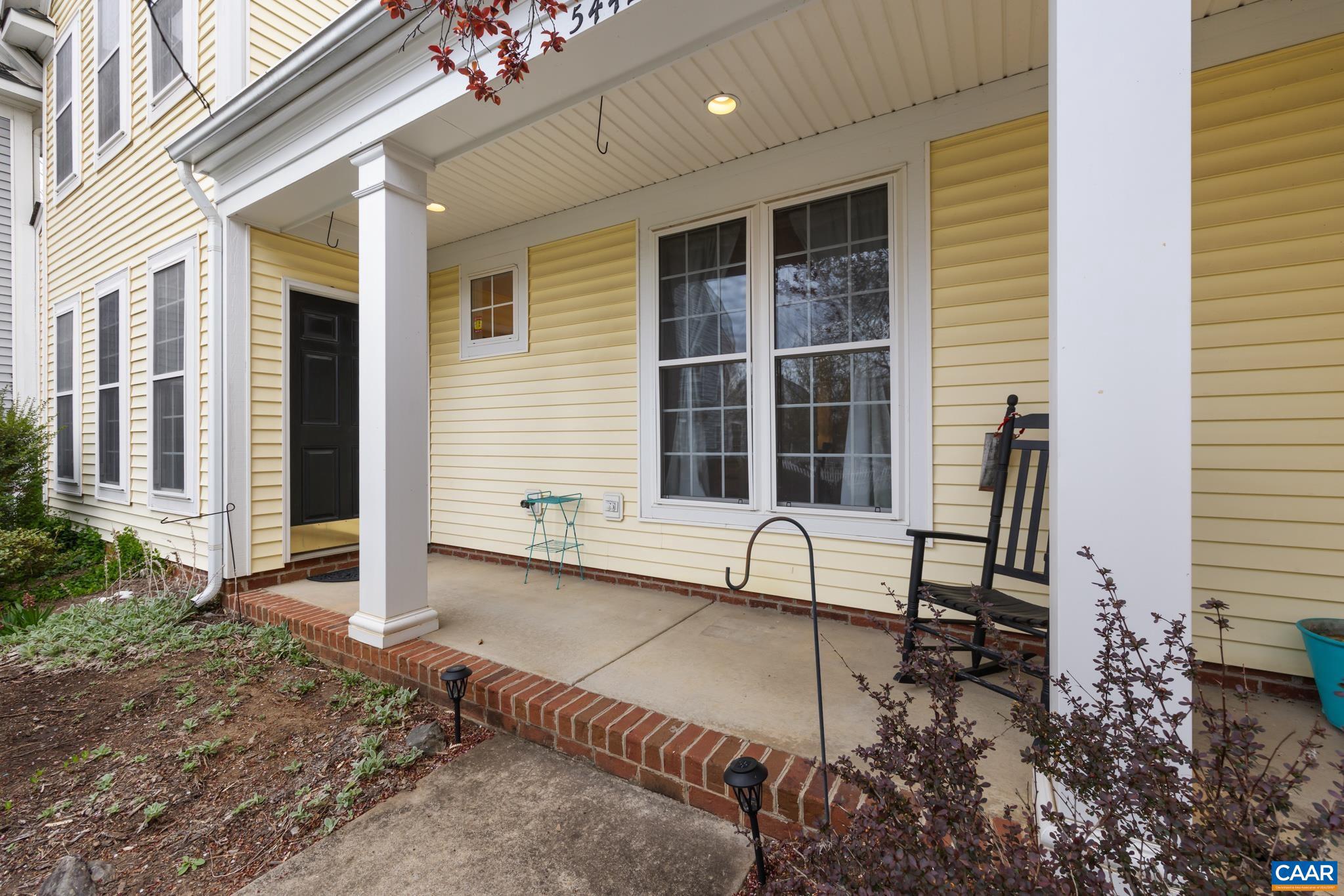PARKSIDE VILLAGE - Residential