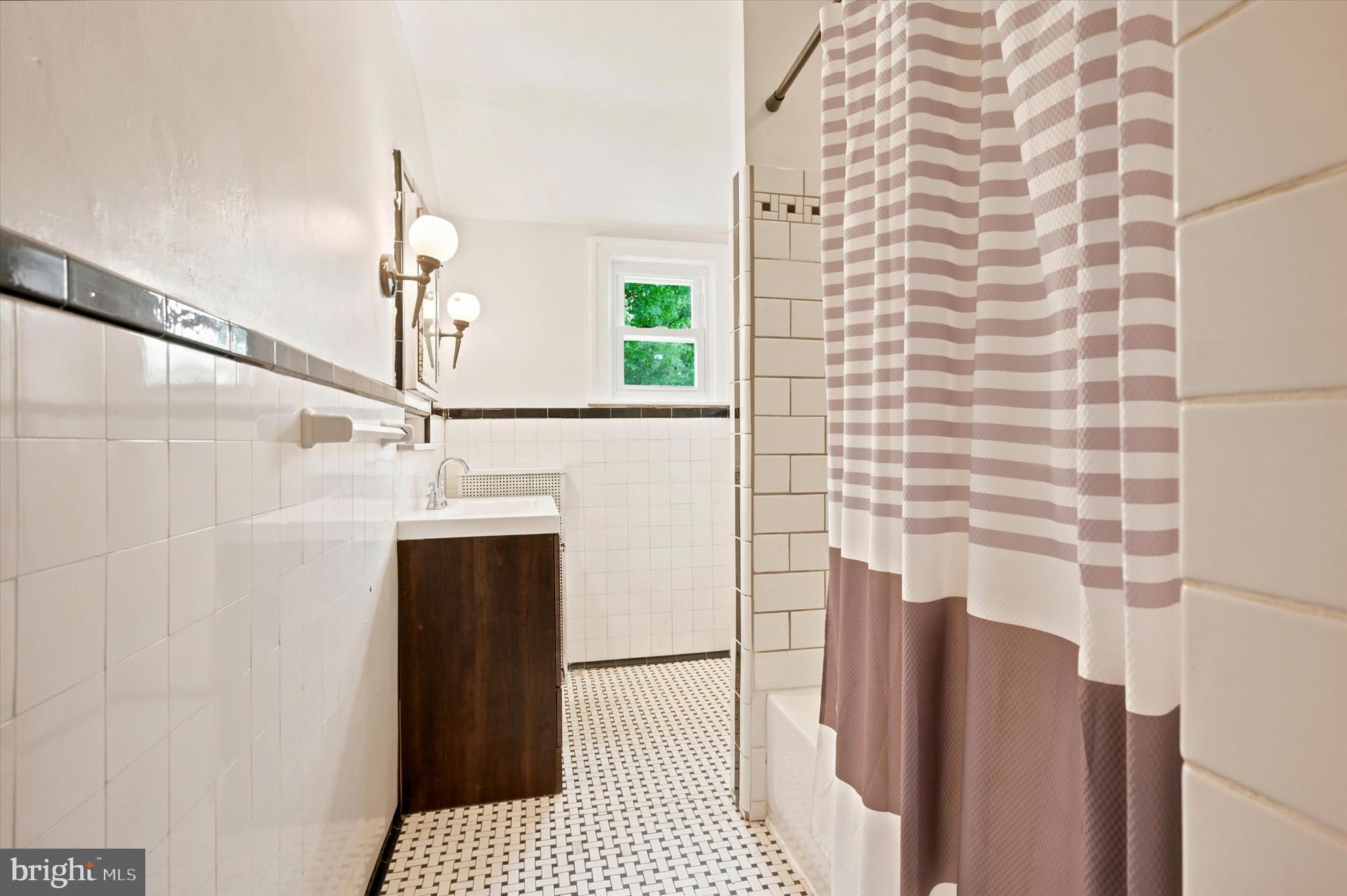OVERBROOK FARMS - Residential