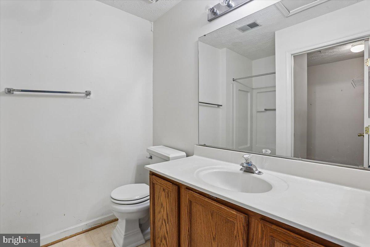 JAMES CREEK - Residential