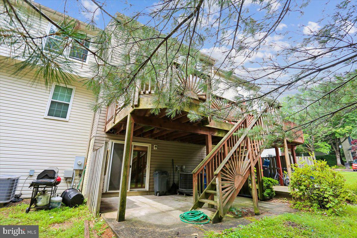 JAMES CREEK - Residential